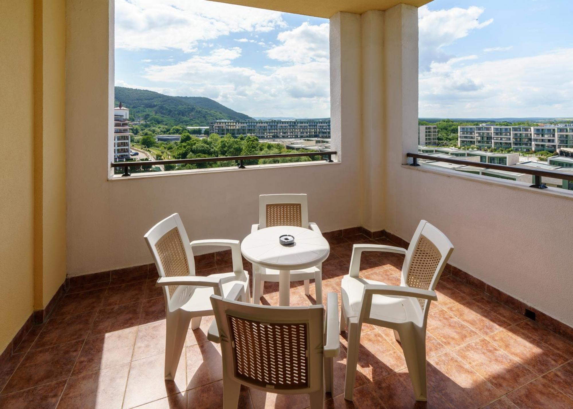 Familienzimmer mit Parkblick