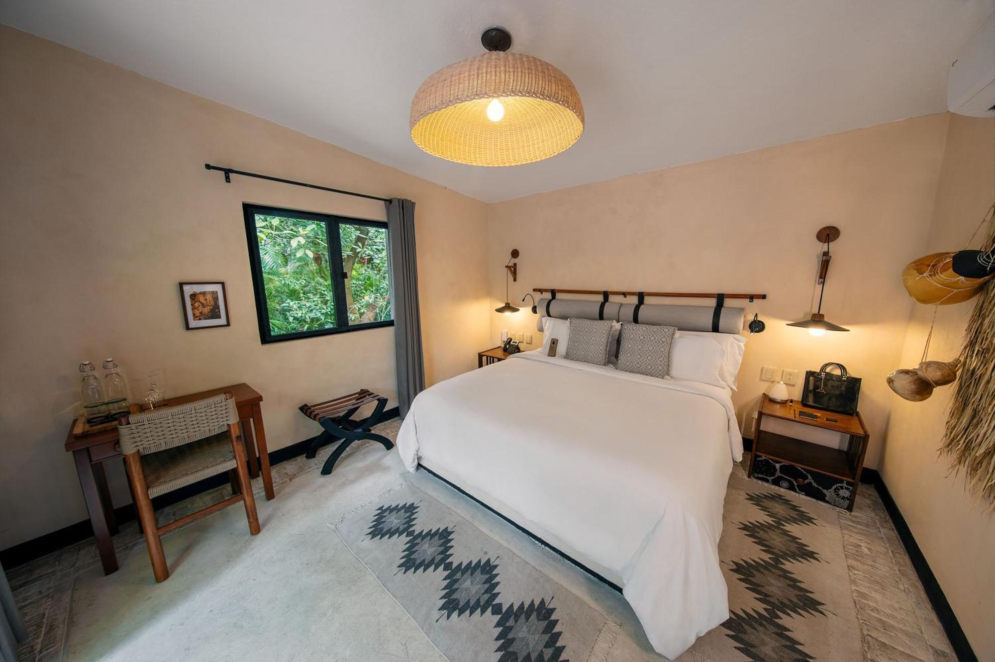 Luxury King Room,1592925021:JPEG