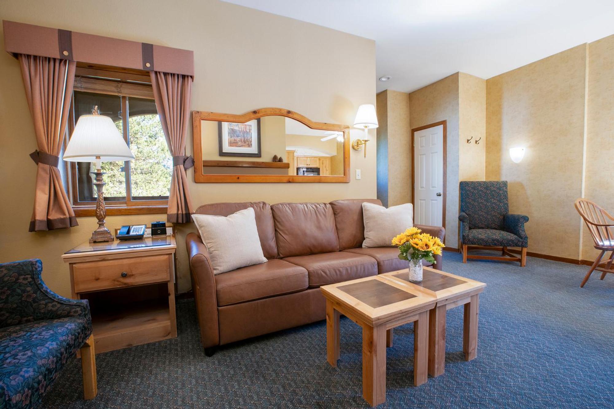 Deluxe Suite