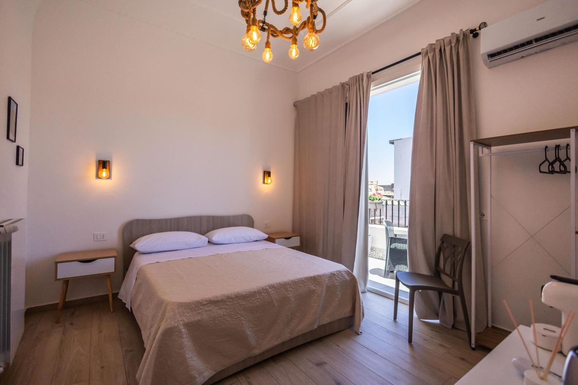 Double Room with Balcony and Private Batheroom