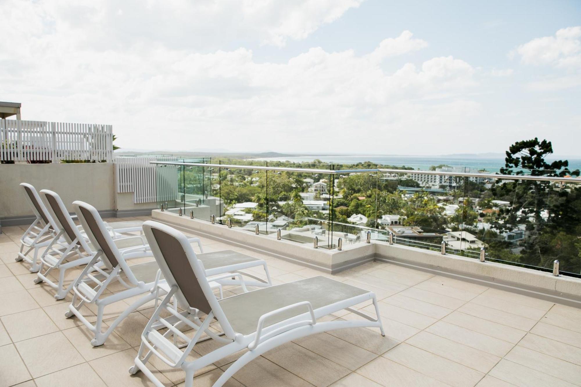 Deluxe Ocean View Penthouse - 1 Bedroom