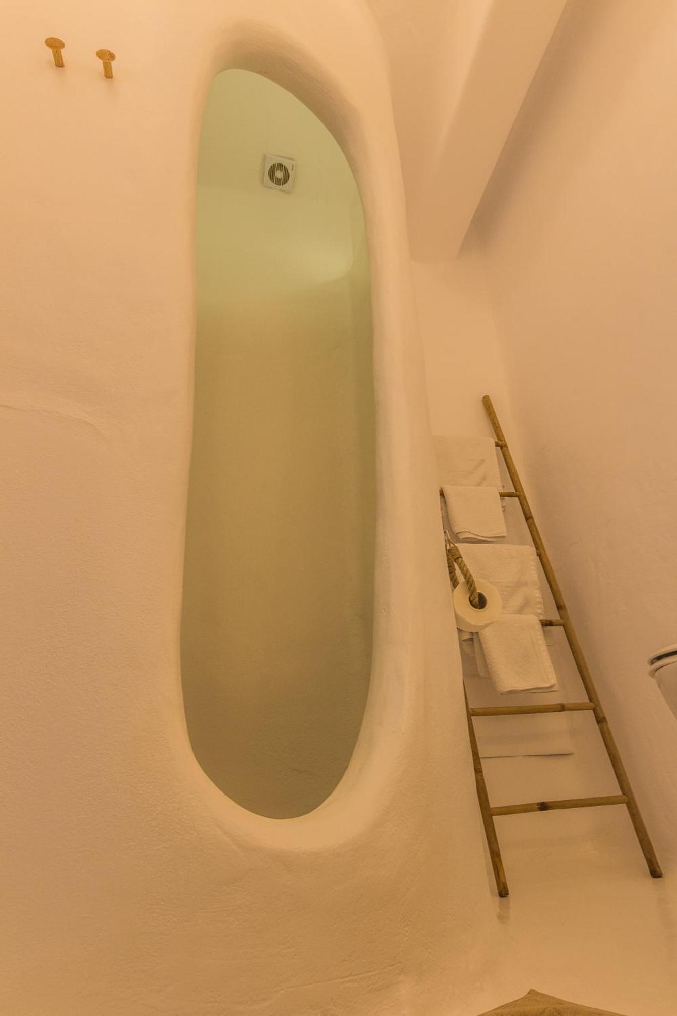 Sarakiniko Comfort suite sea view
