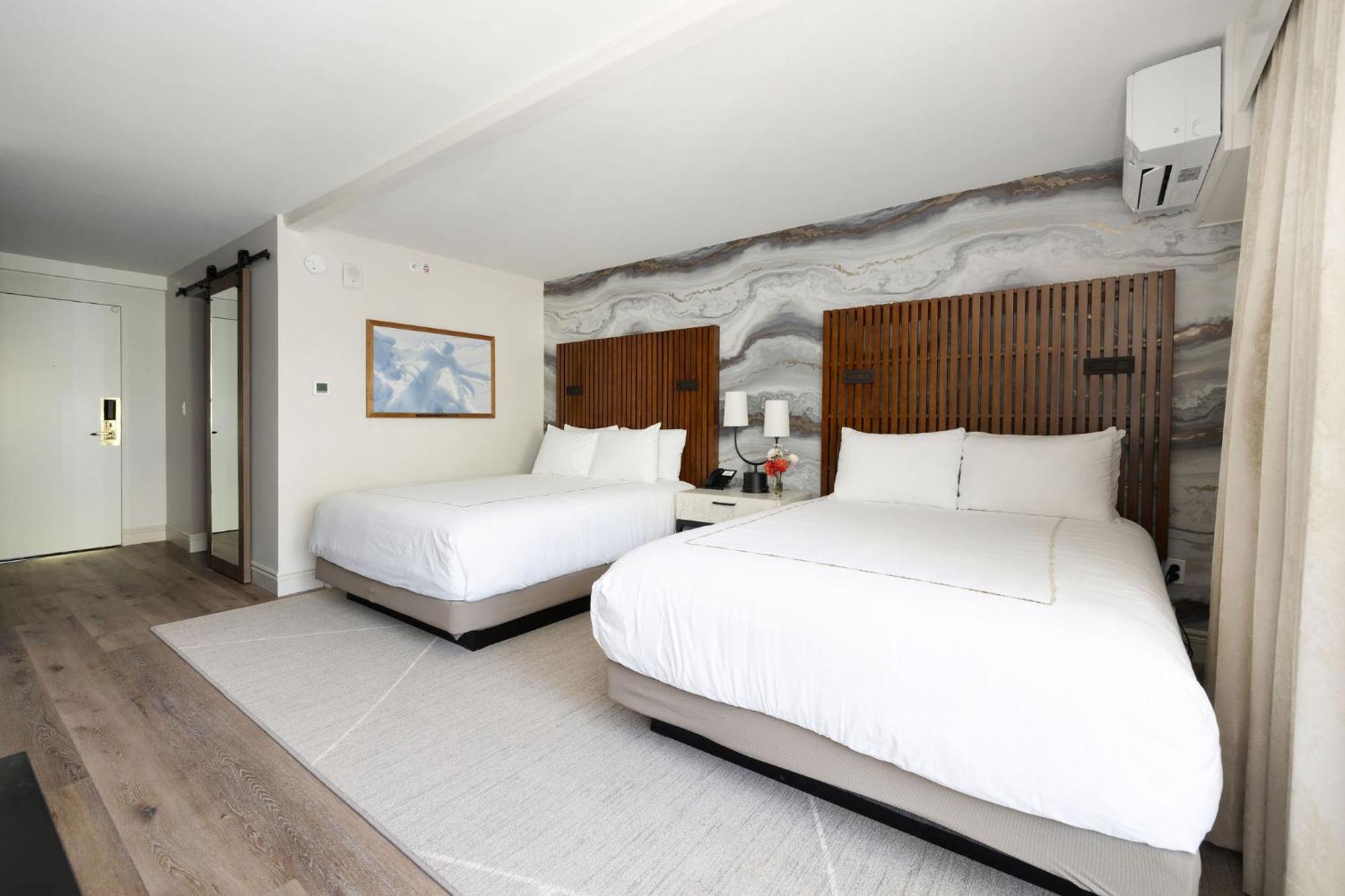 Double Room with Mountain View