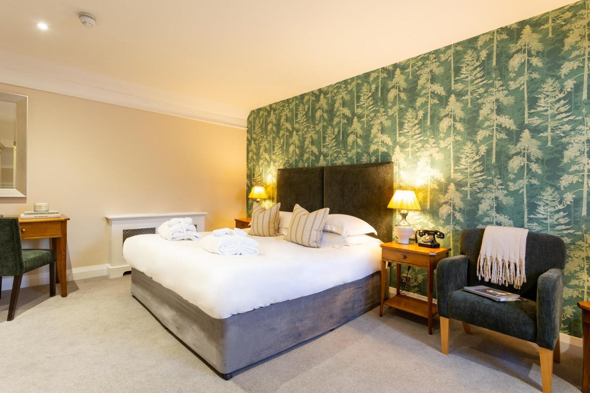 Superior Double or Twin Room with Garden View