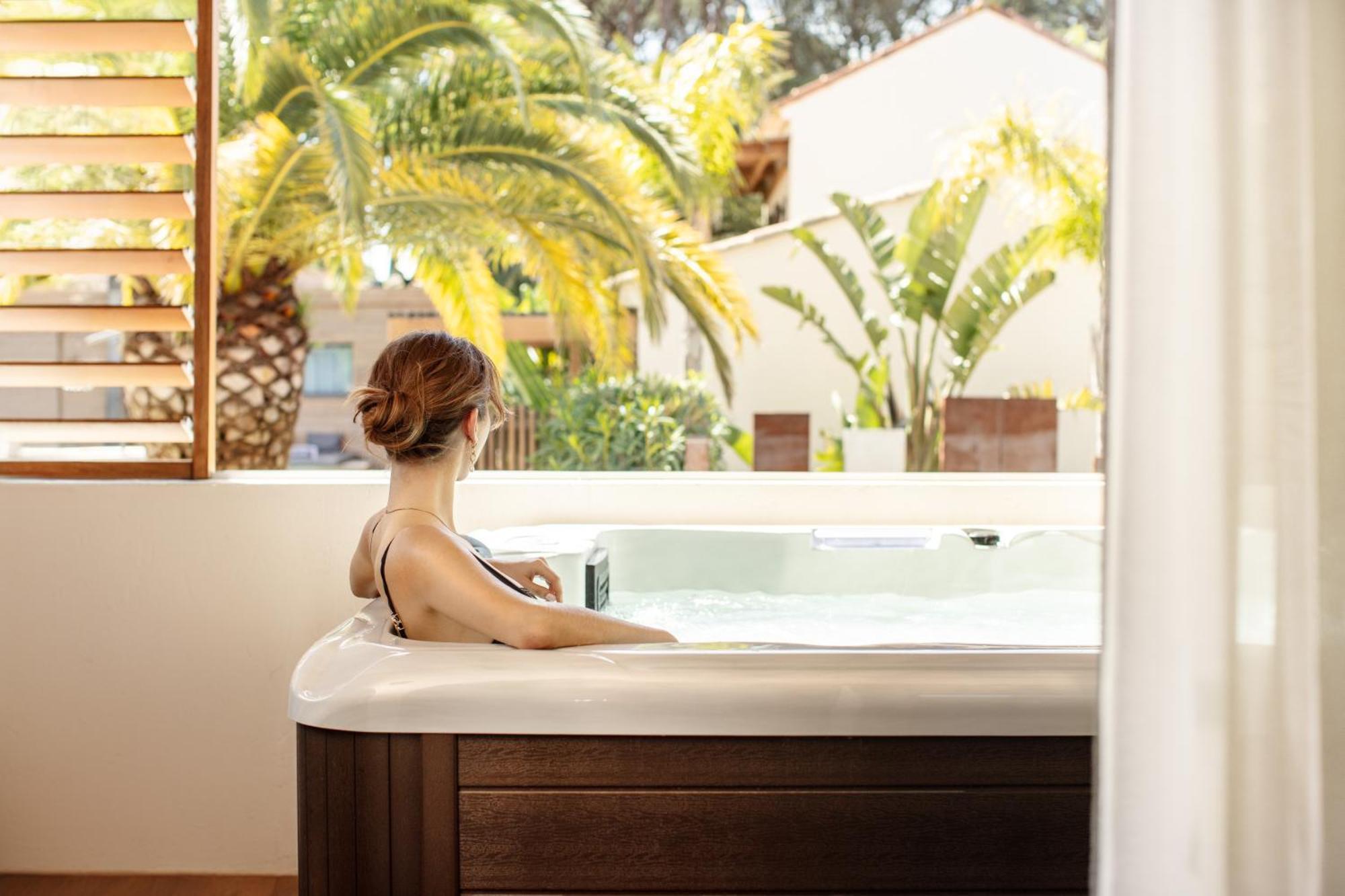 Suite with Spa Bath