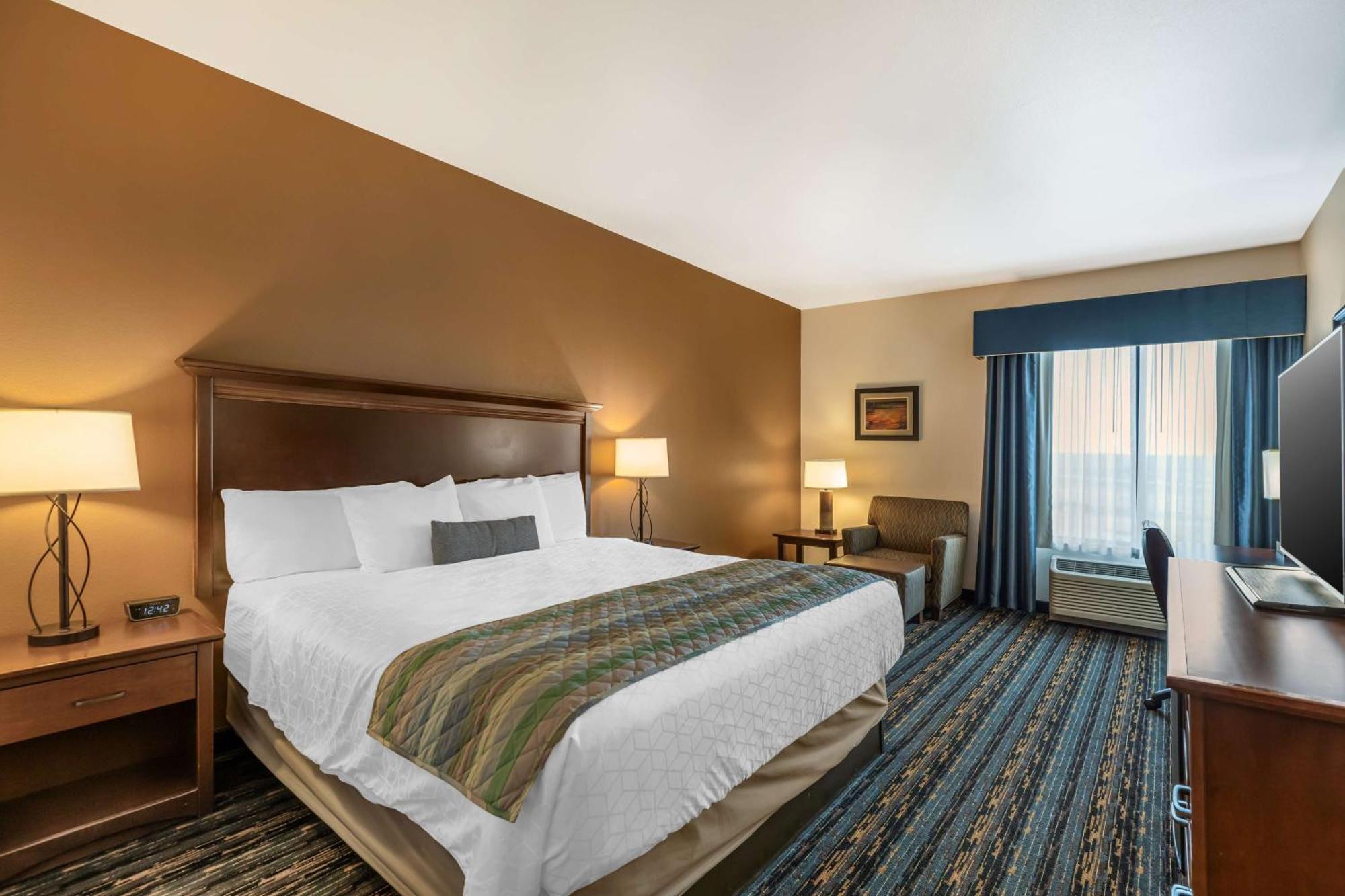 King Room,1601704677:JPEG