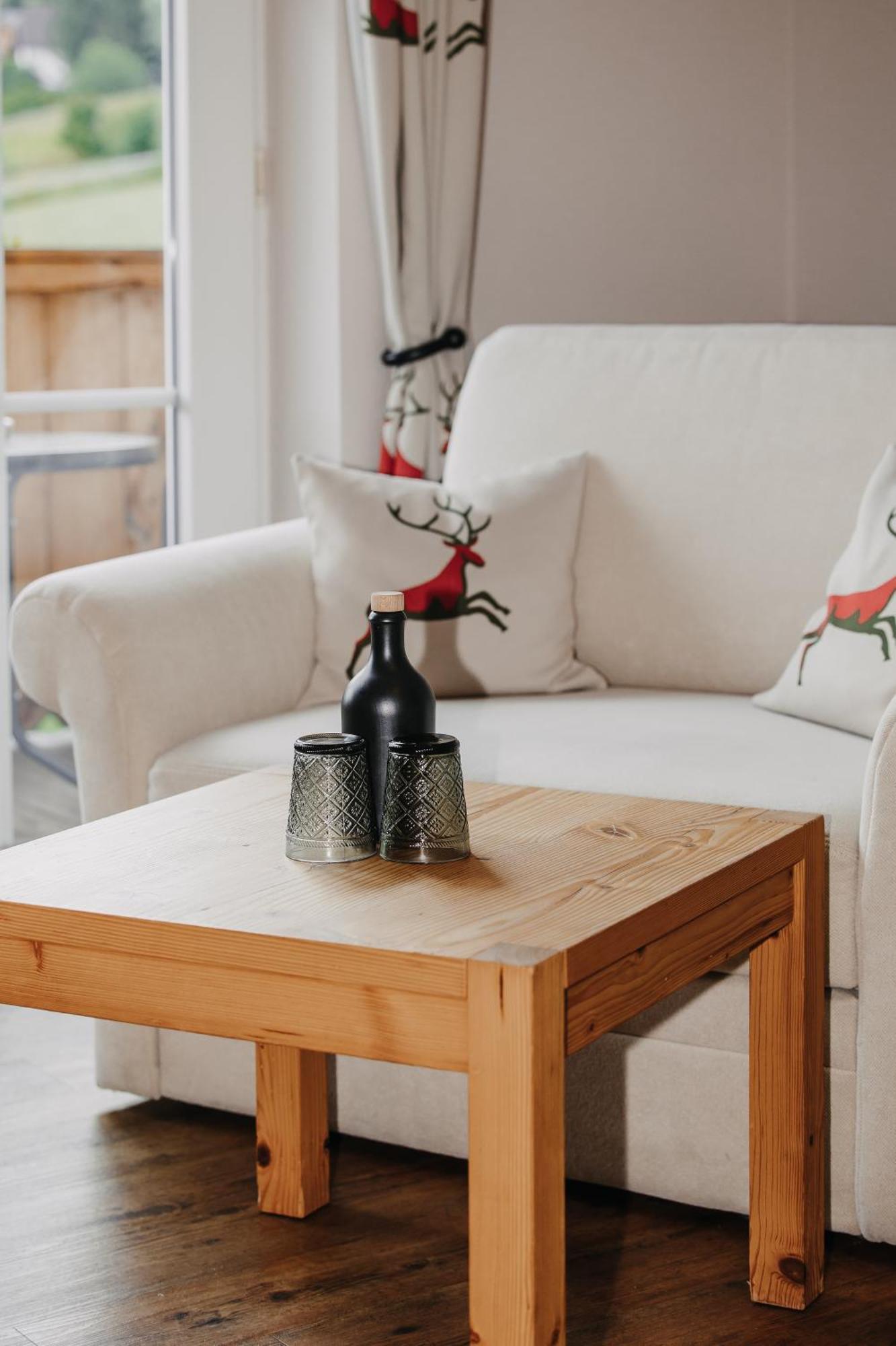 Doppelzimmer mit Balkon