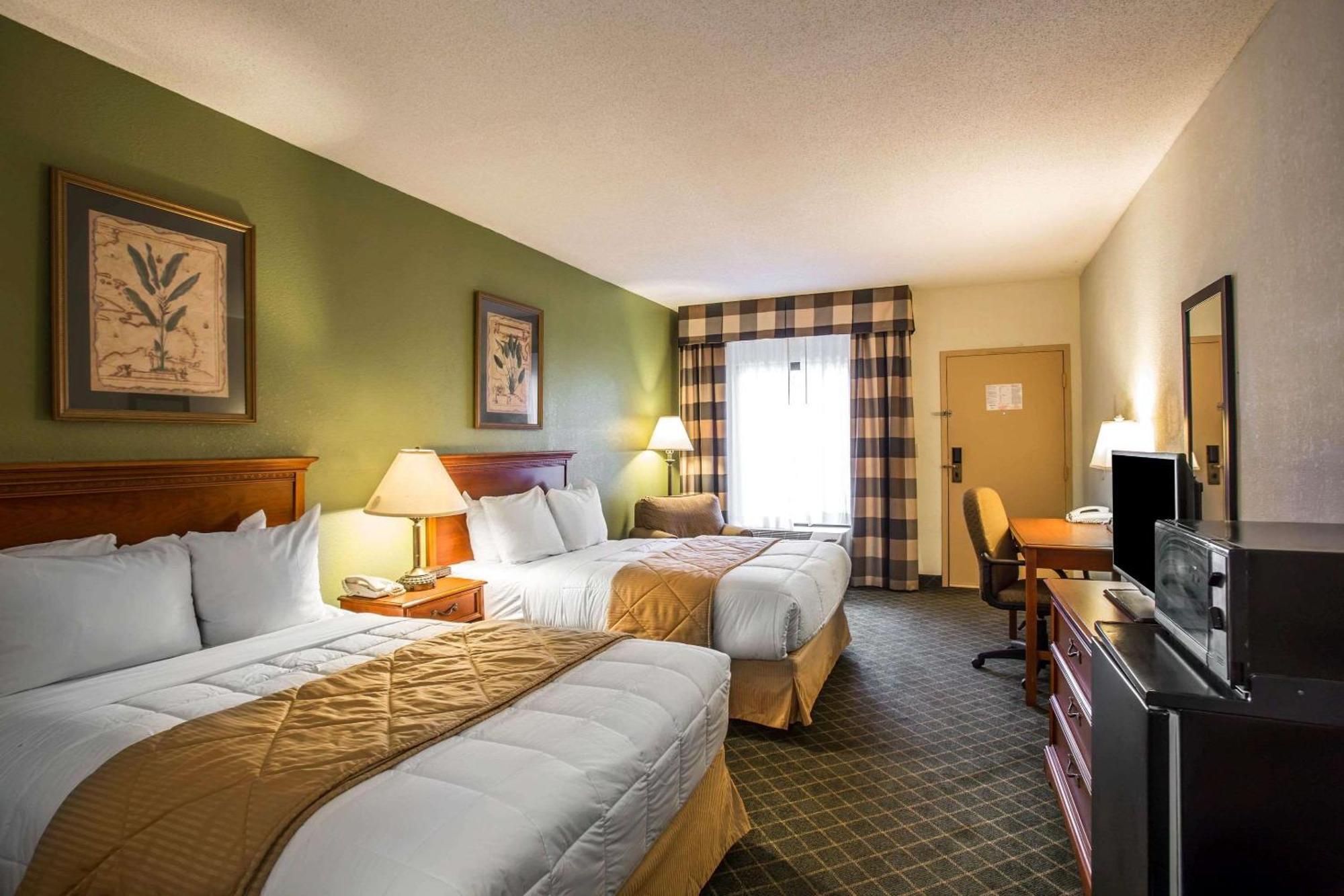 Double Room with Two Double Beds - Non-Smoking