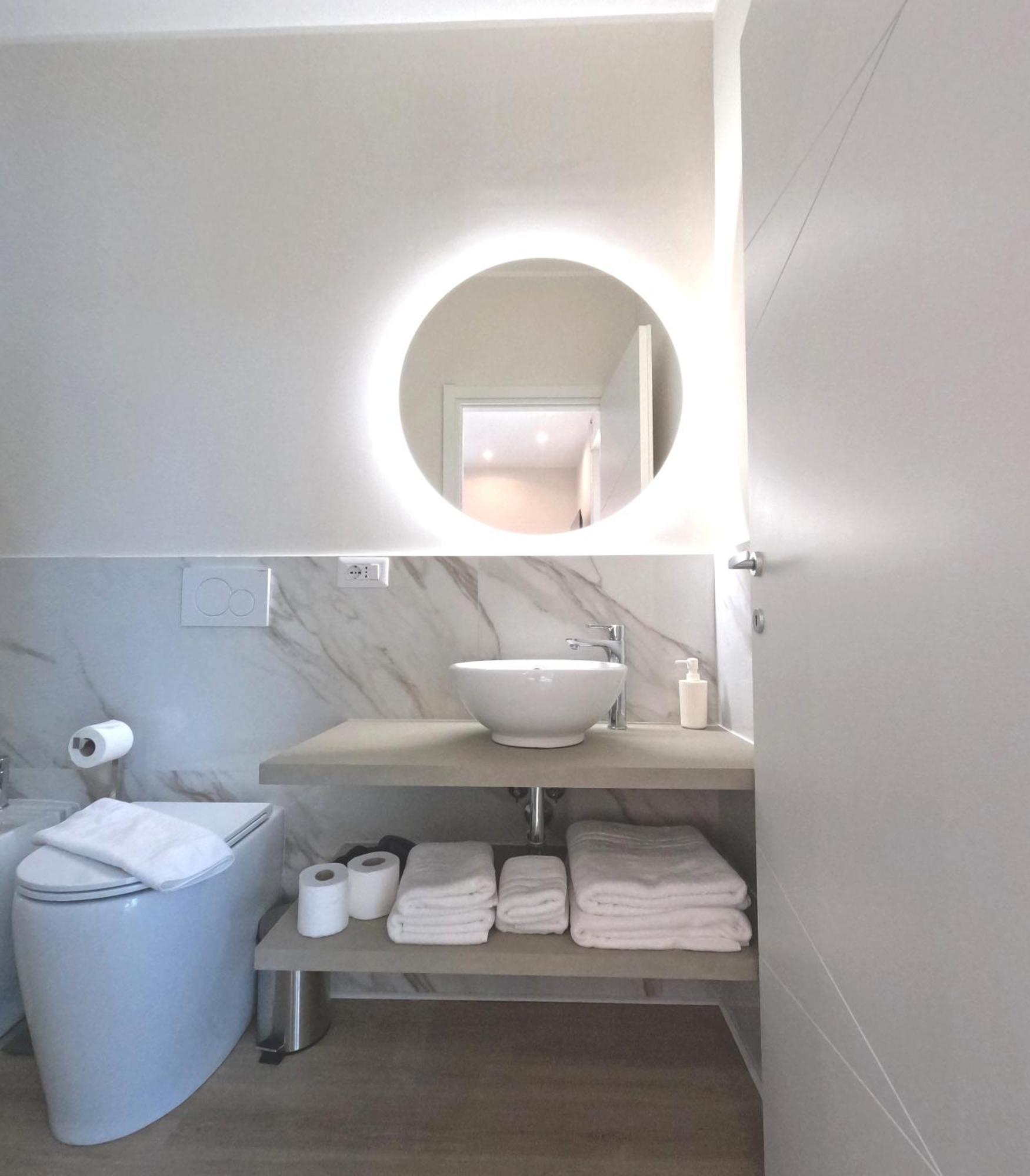 Suite Spa Bath,1608305227:JPEG