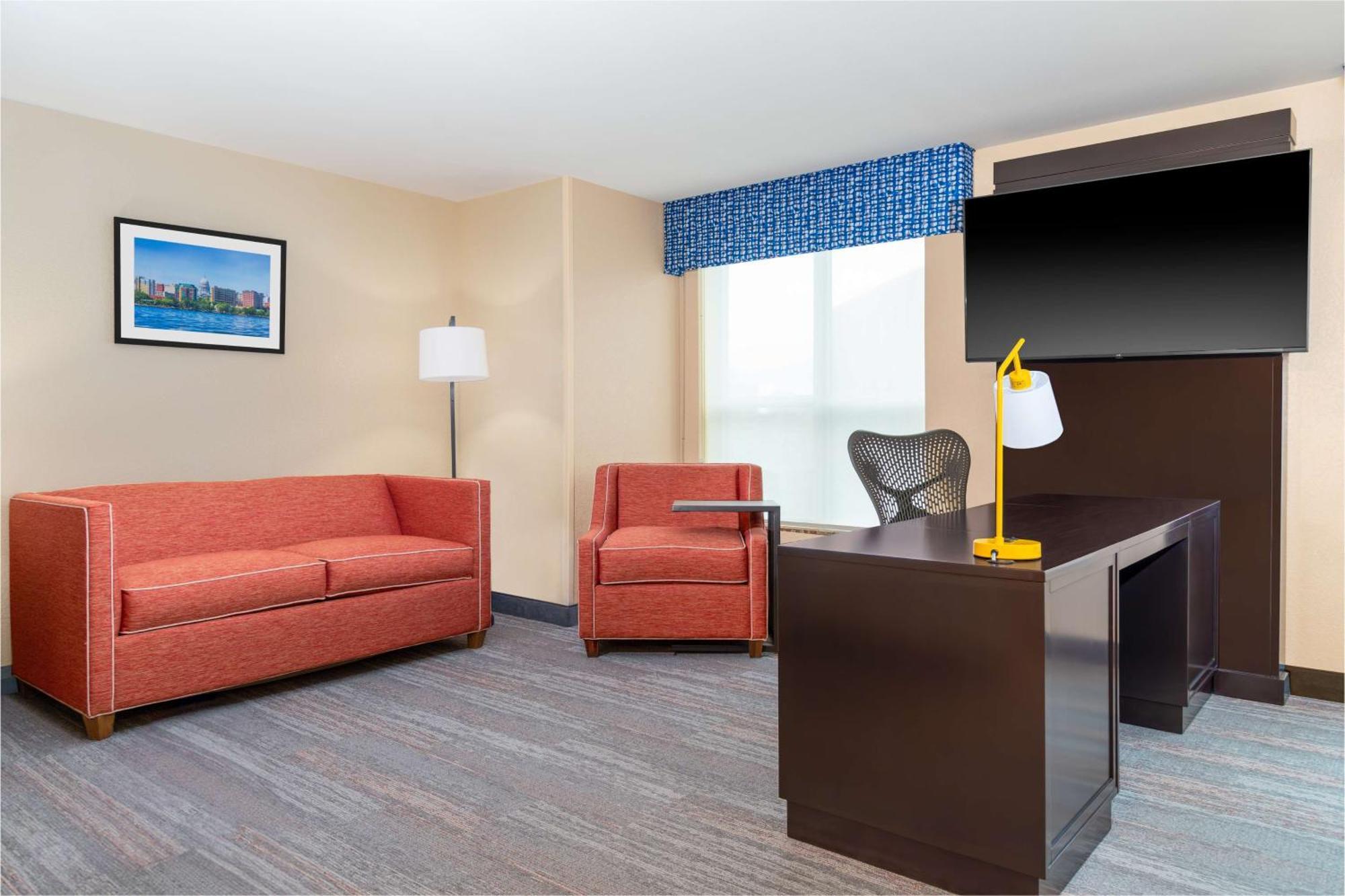 Studio Suite with Two Queen Beds - Non-Smoking
