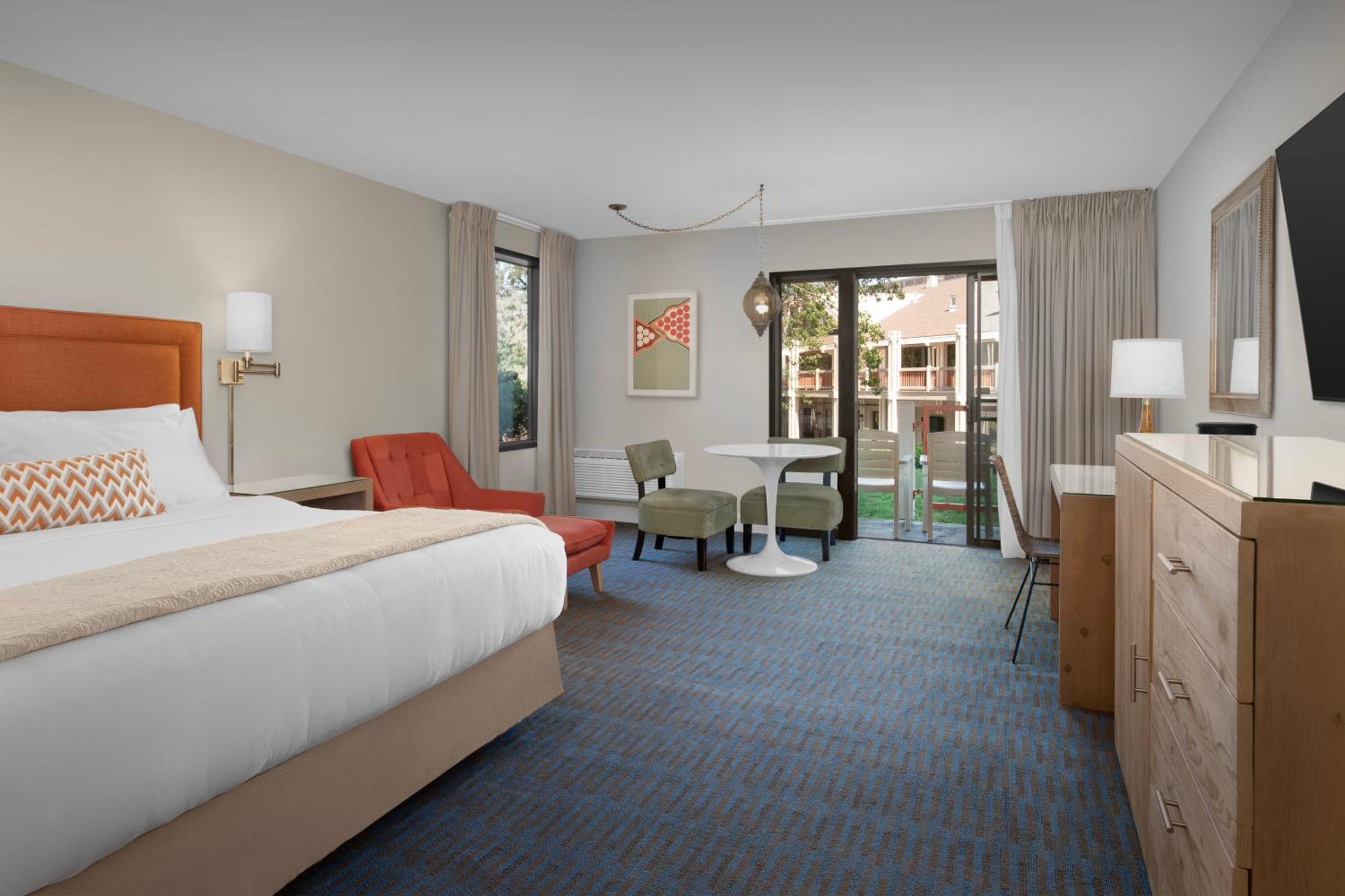 Superior King Room