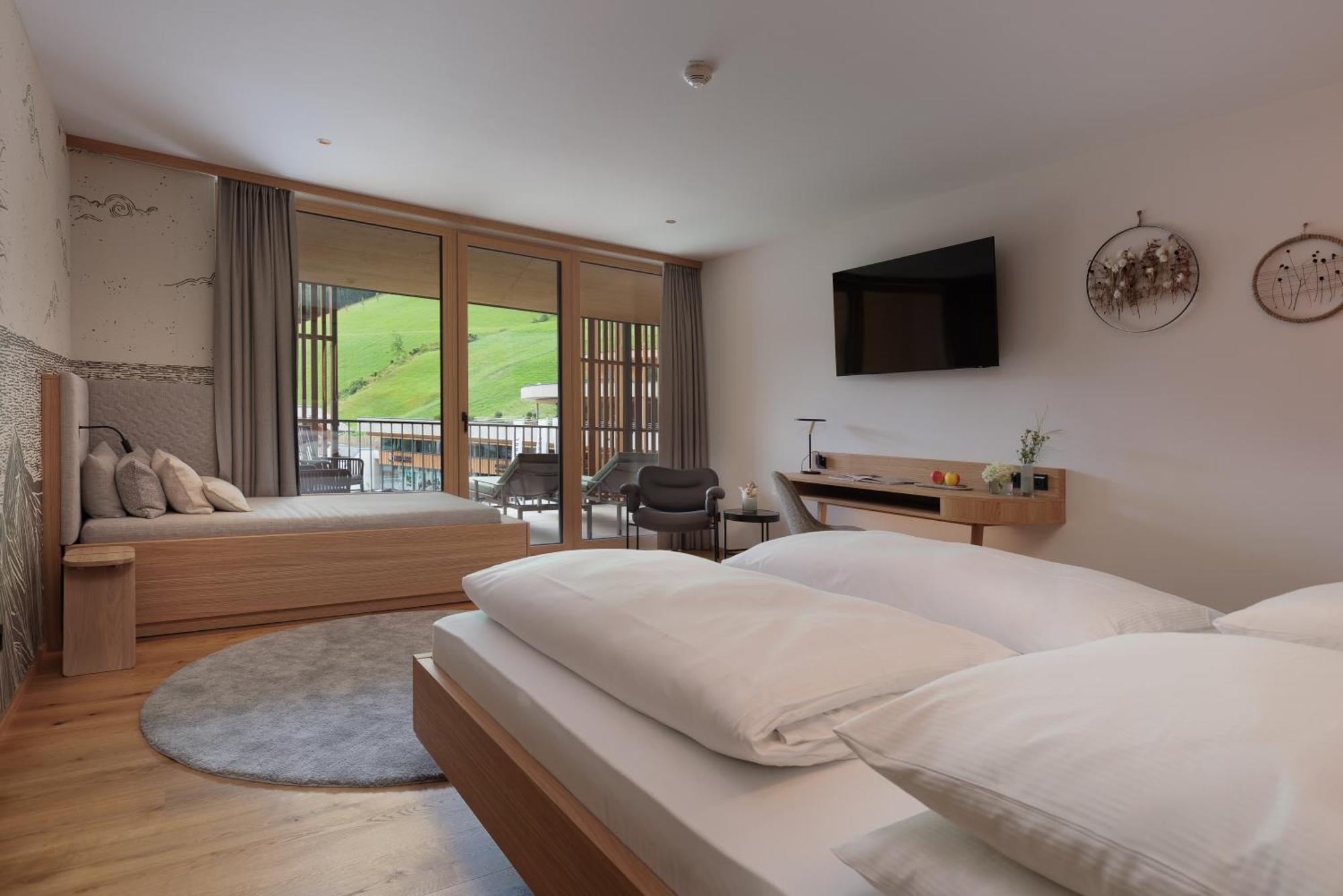 Double Room Mountain View