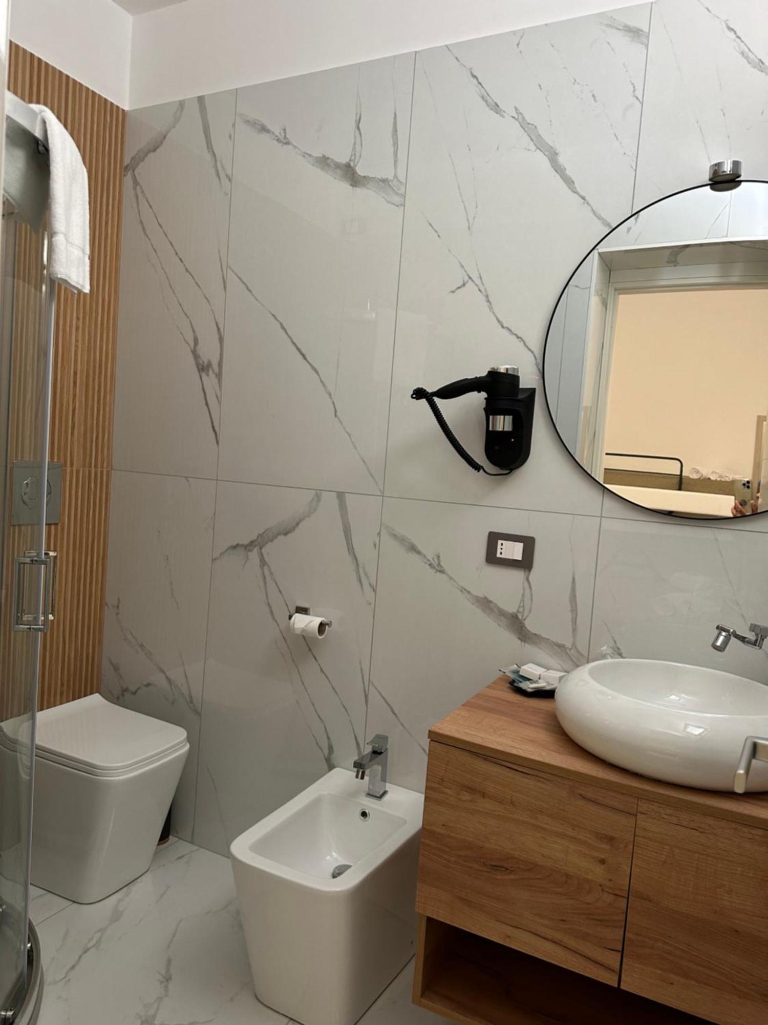 Quadruple Room Private Bathroom,1614971982:JPEG