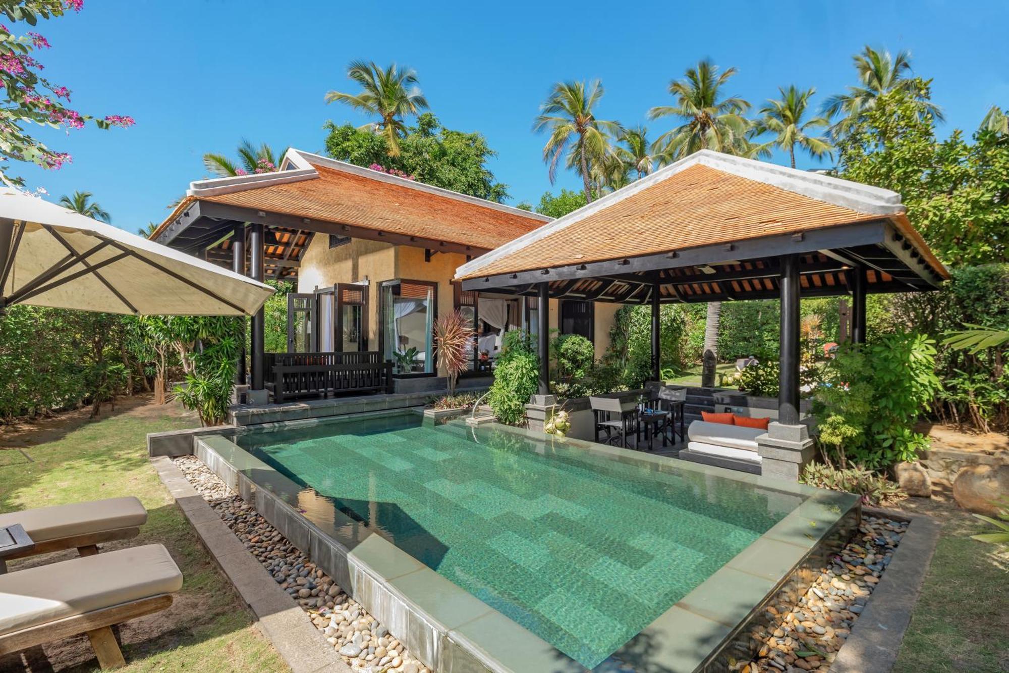 One-Bedroom Pool Villa with Garden View