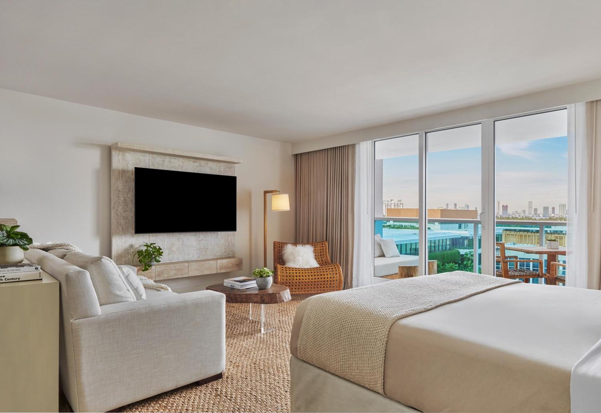 King Studio Suite Balcony