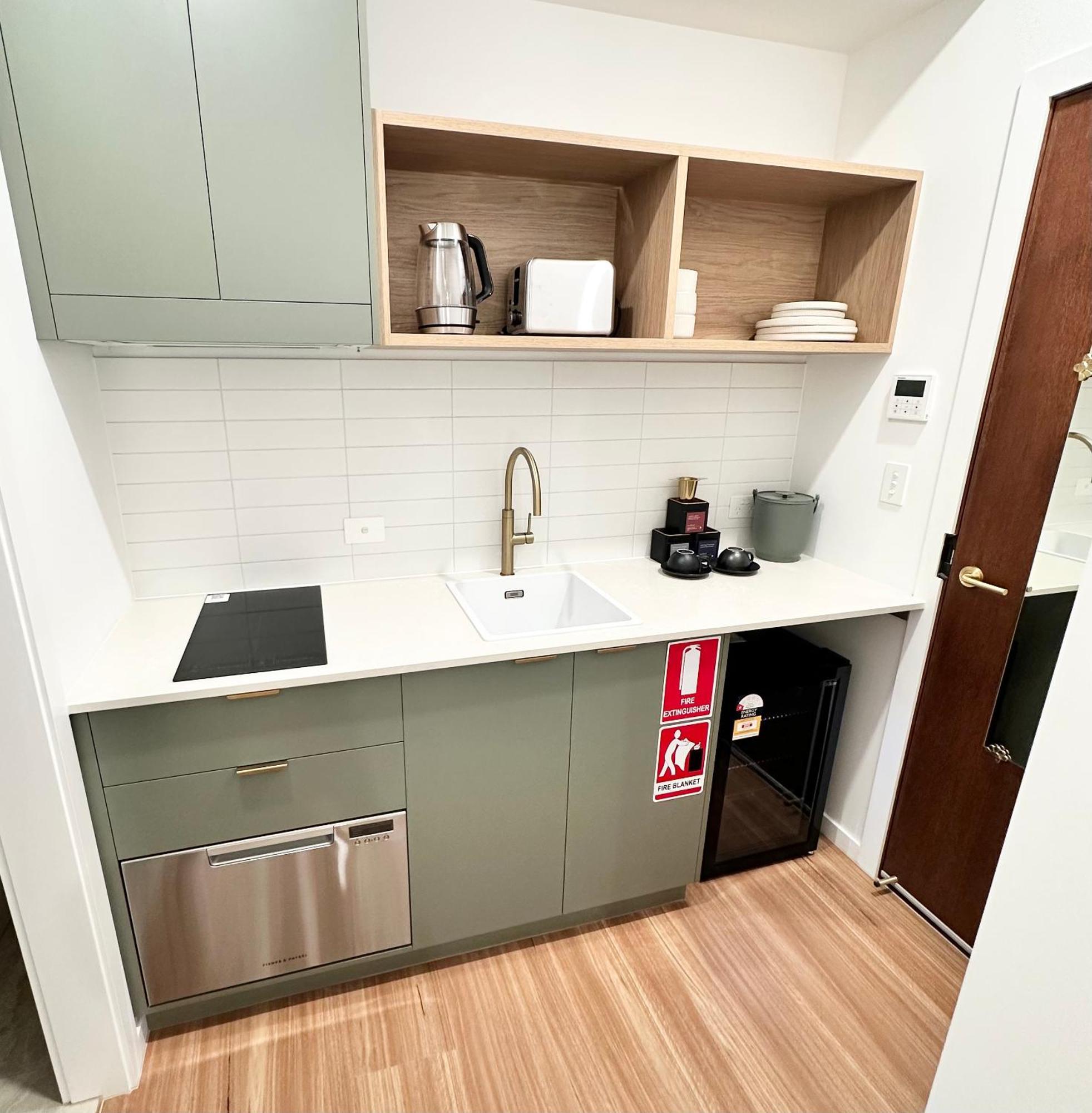 Studio with Ensuite