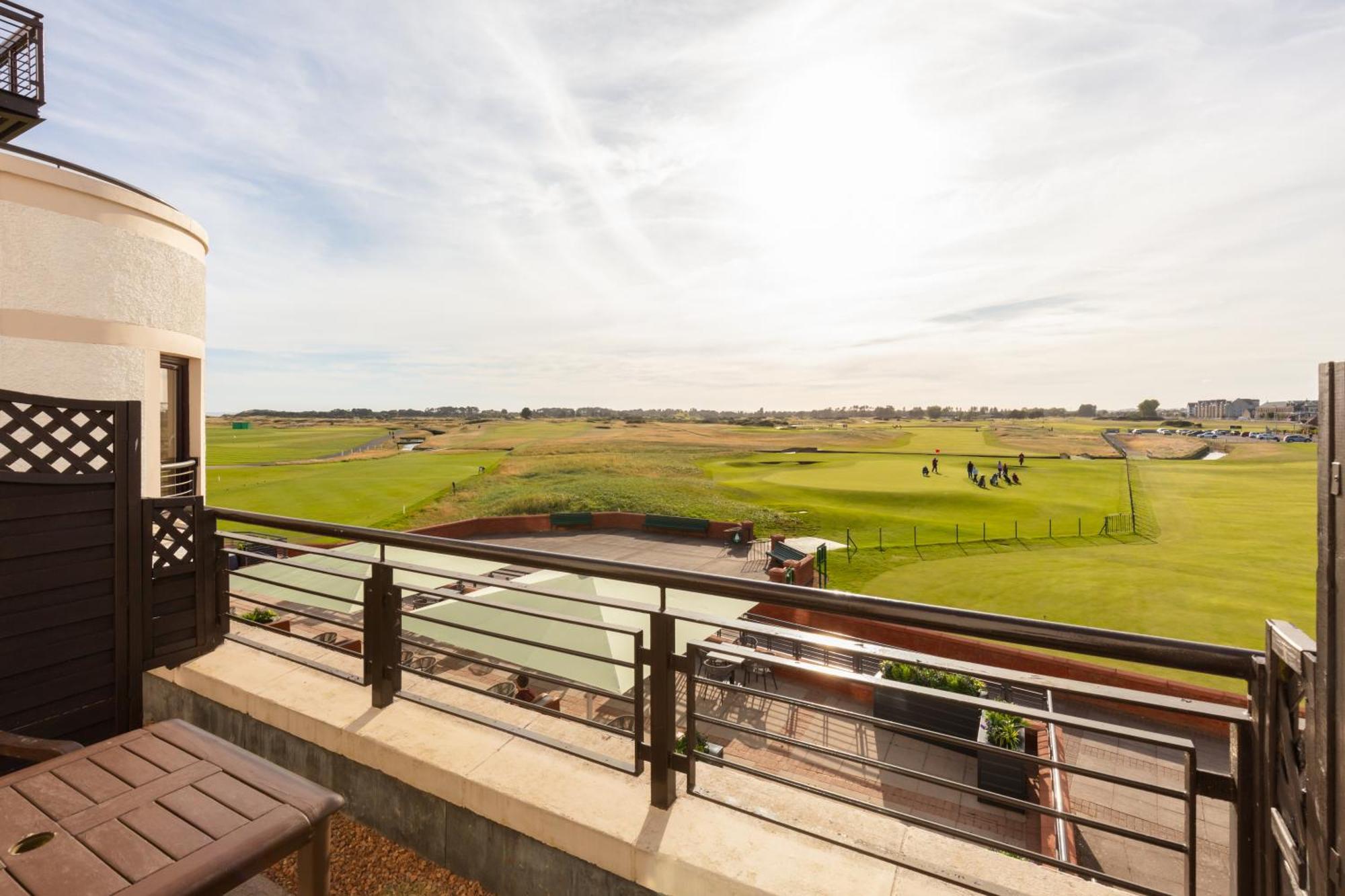 Deluxe Double Room with Balcony and Golf View