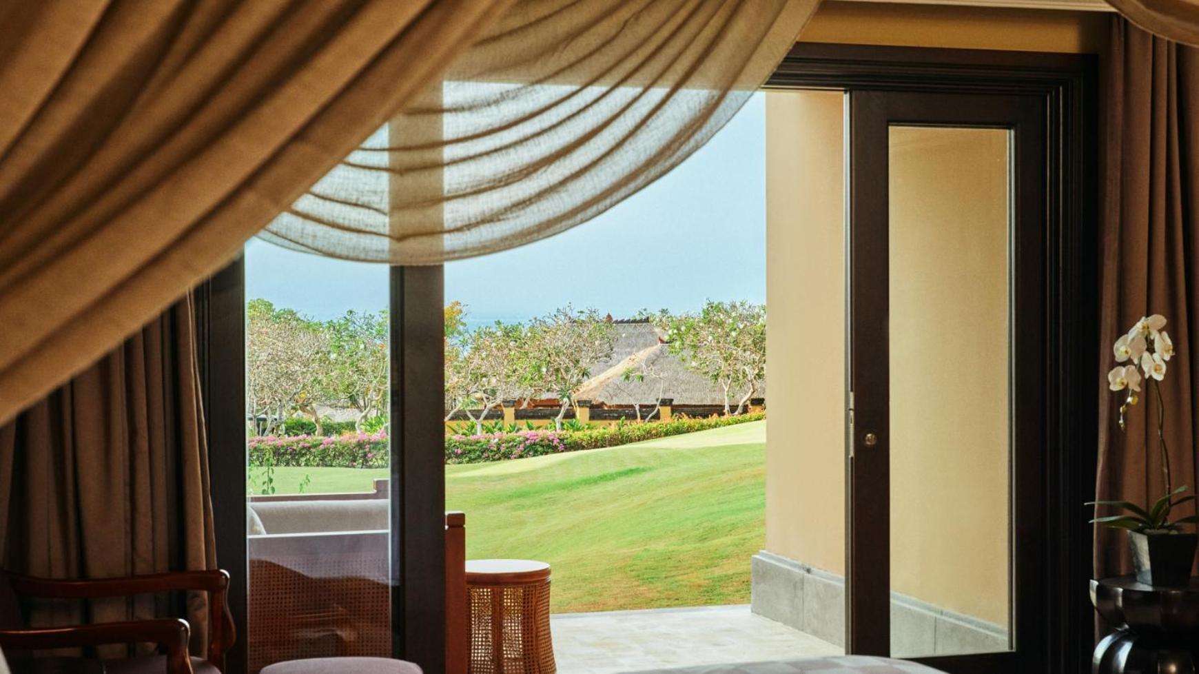 Resort View Suite