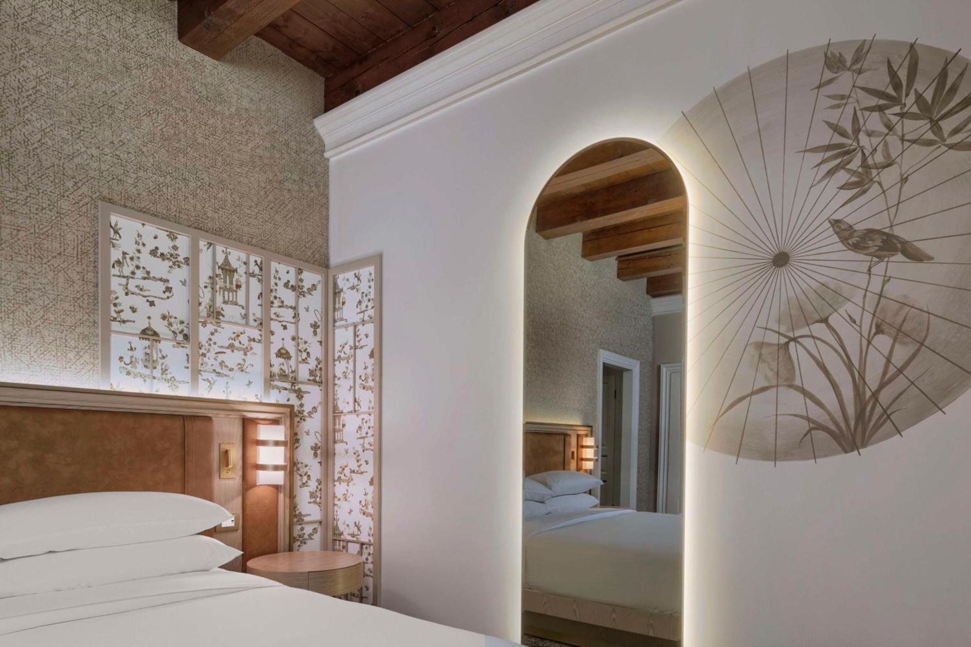 Executive King Room,1622867584:JPEG