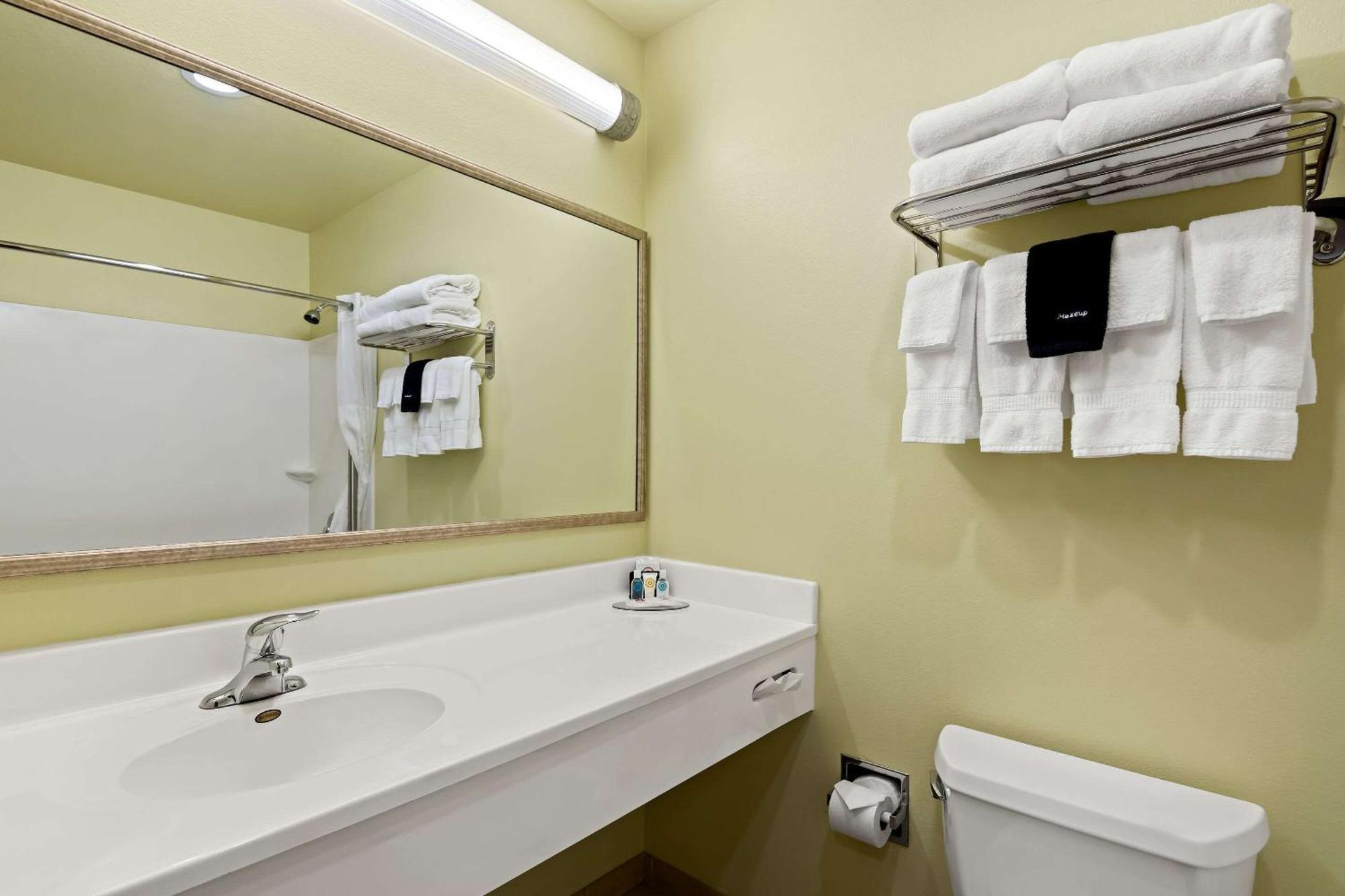 King Room/Disability Access - Non-Smoking