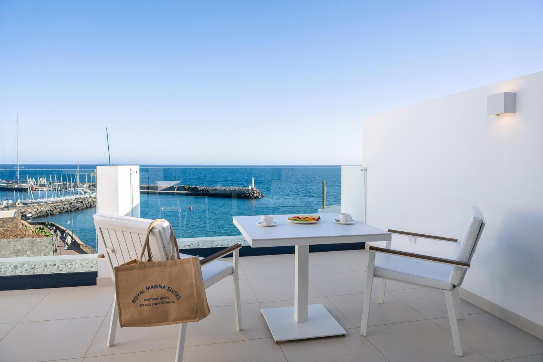 Suite with Sea View
