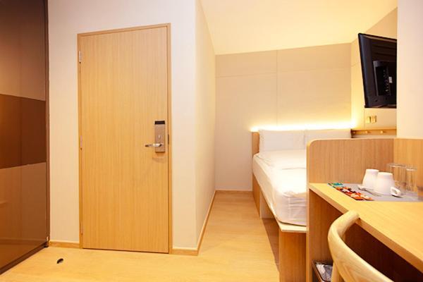 Master Double Studio (Kitchen Outside The Room)