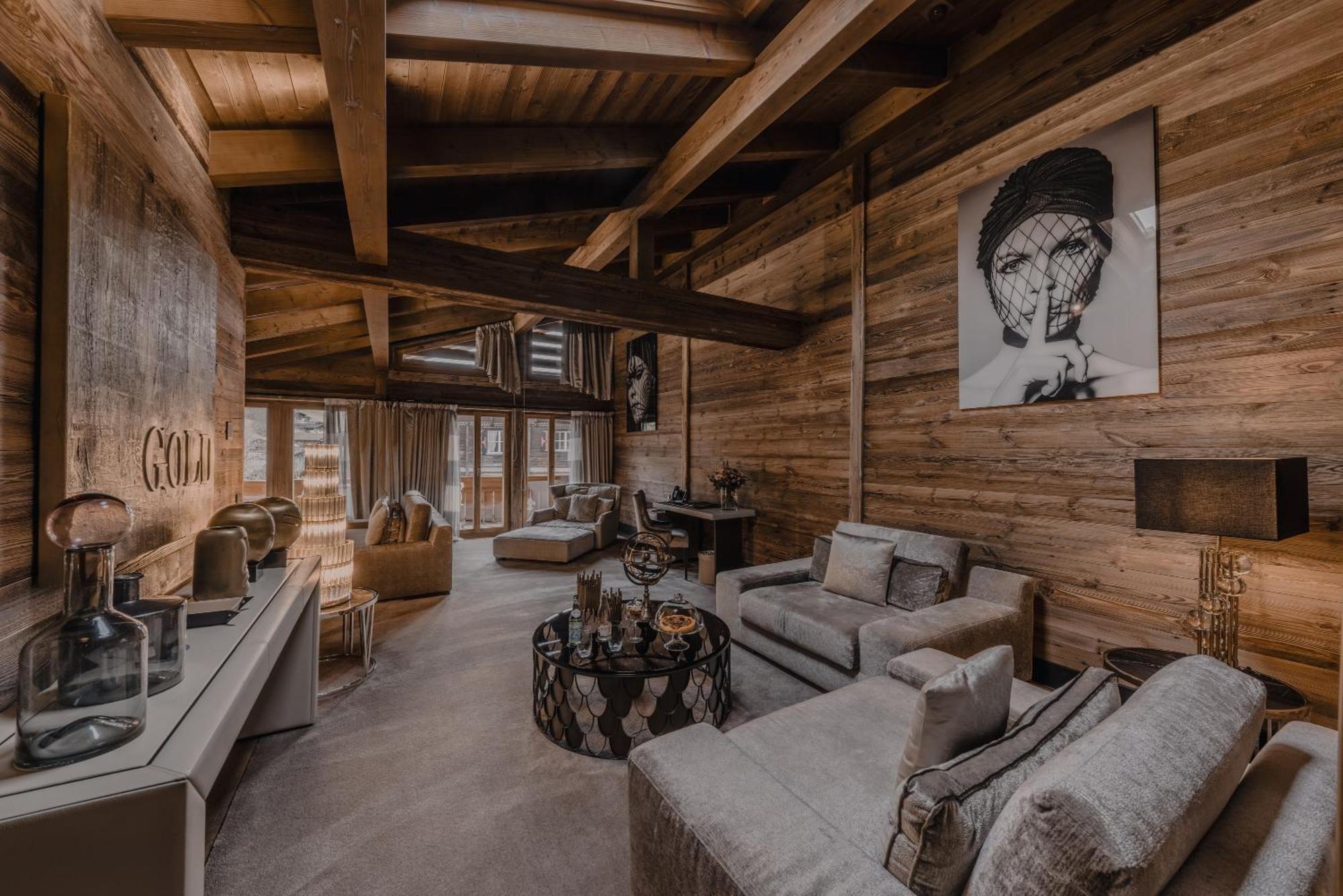Prestige Suite 2 Bedrooms 2 Bathrooms & Living Room,1632285274:JPEG