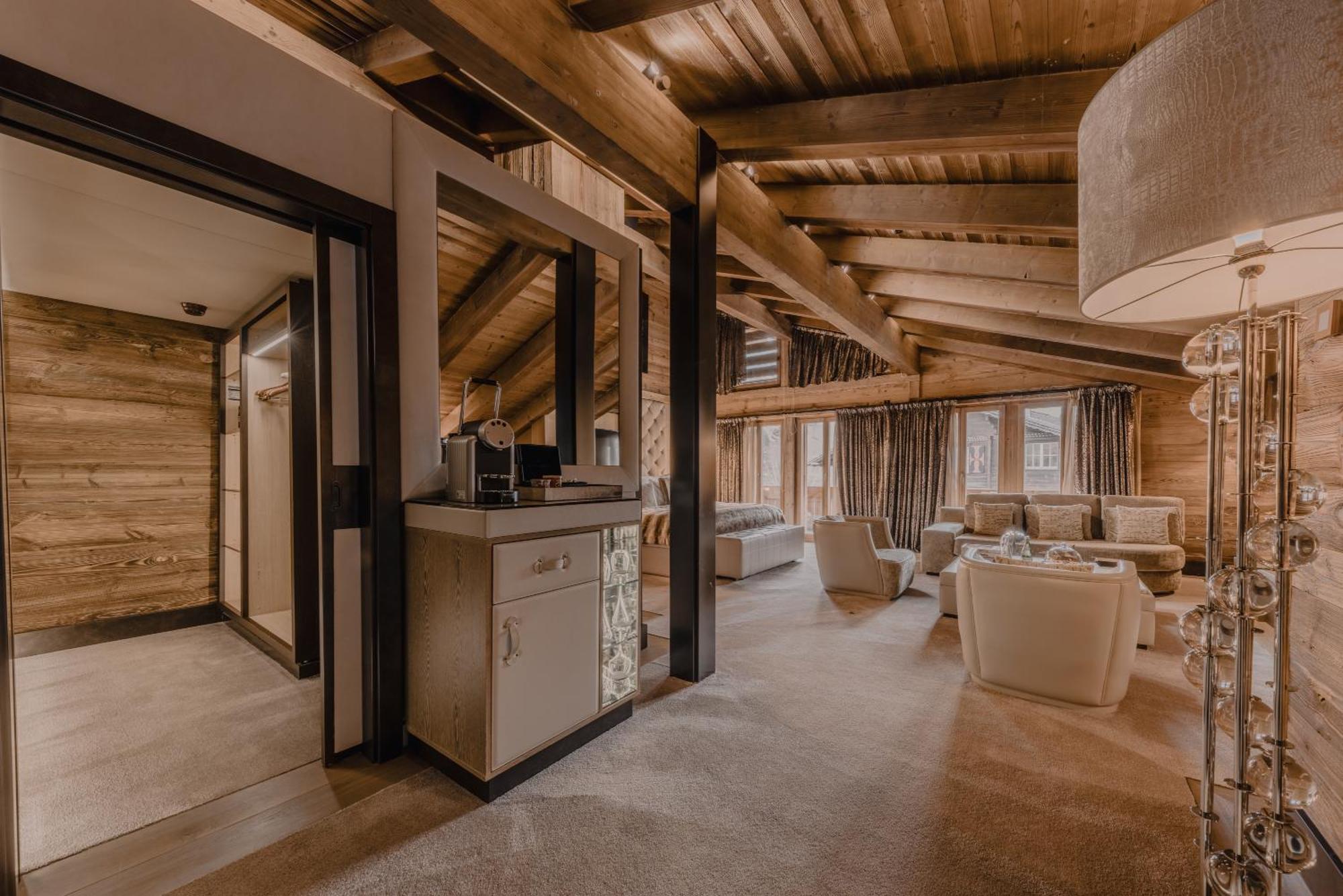 Signature Suite 1 Bedroom & Living room,1632285293:JPEG