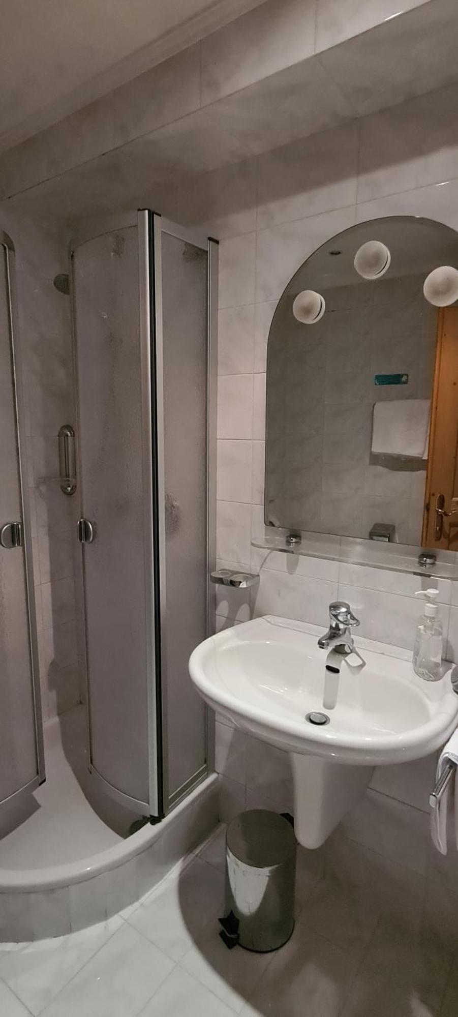 Dreibettzimmer