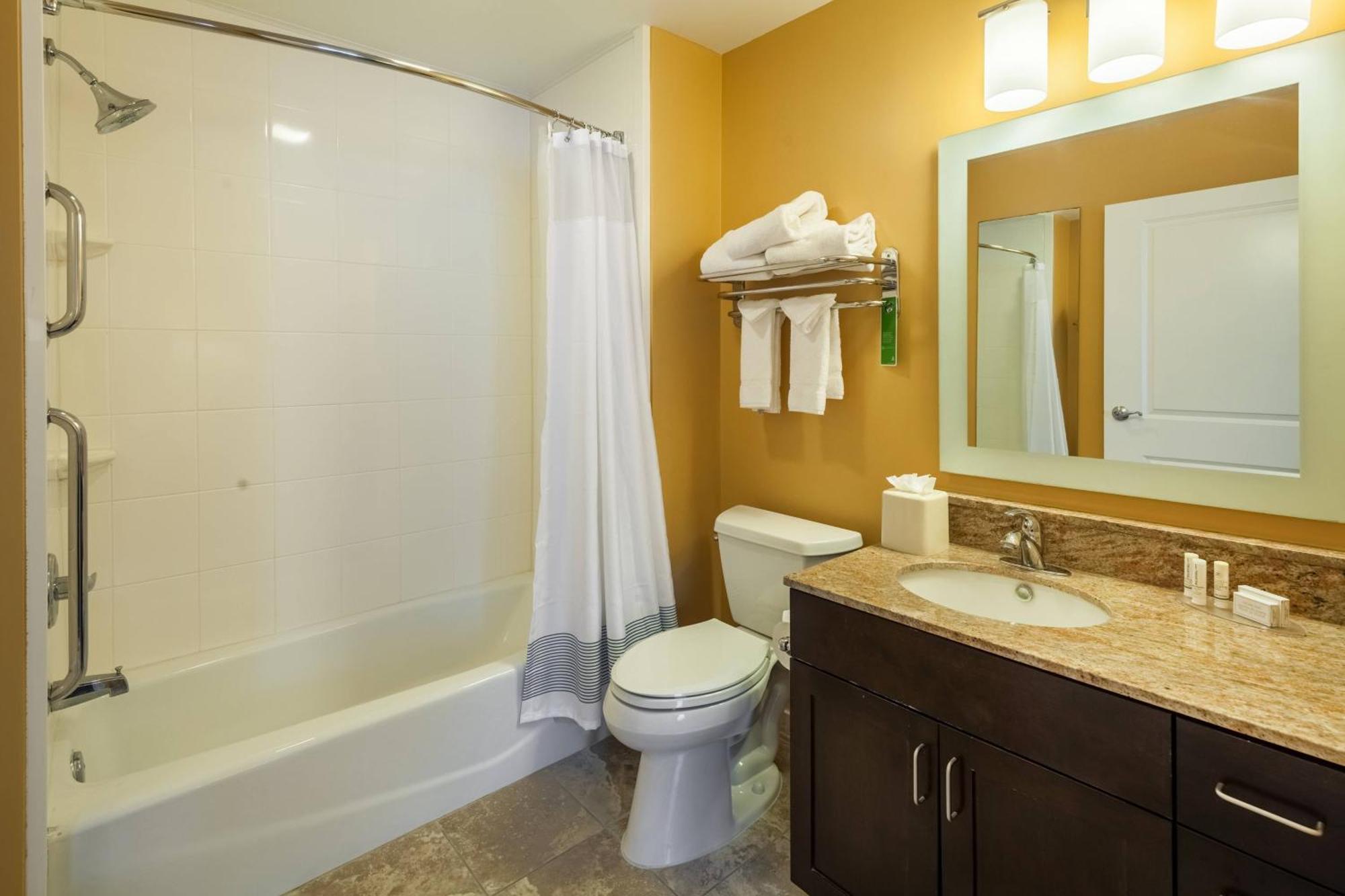 Two-Bedroom Suite