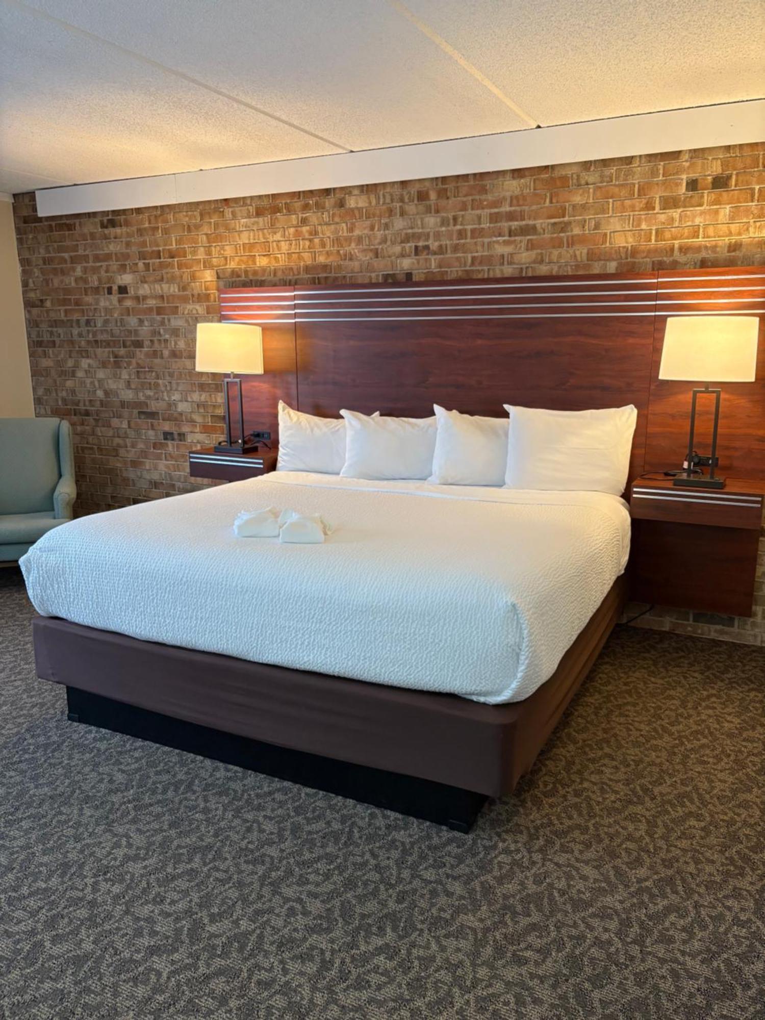 Superior King Room