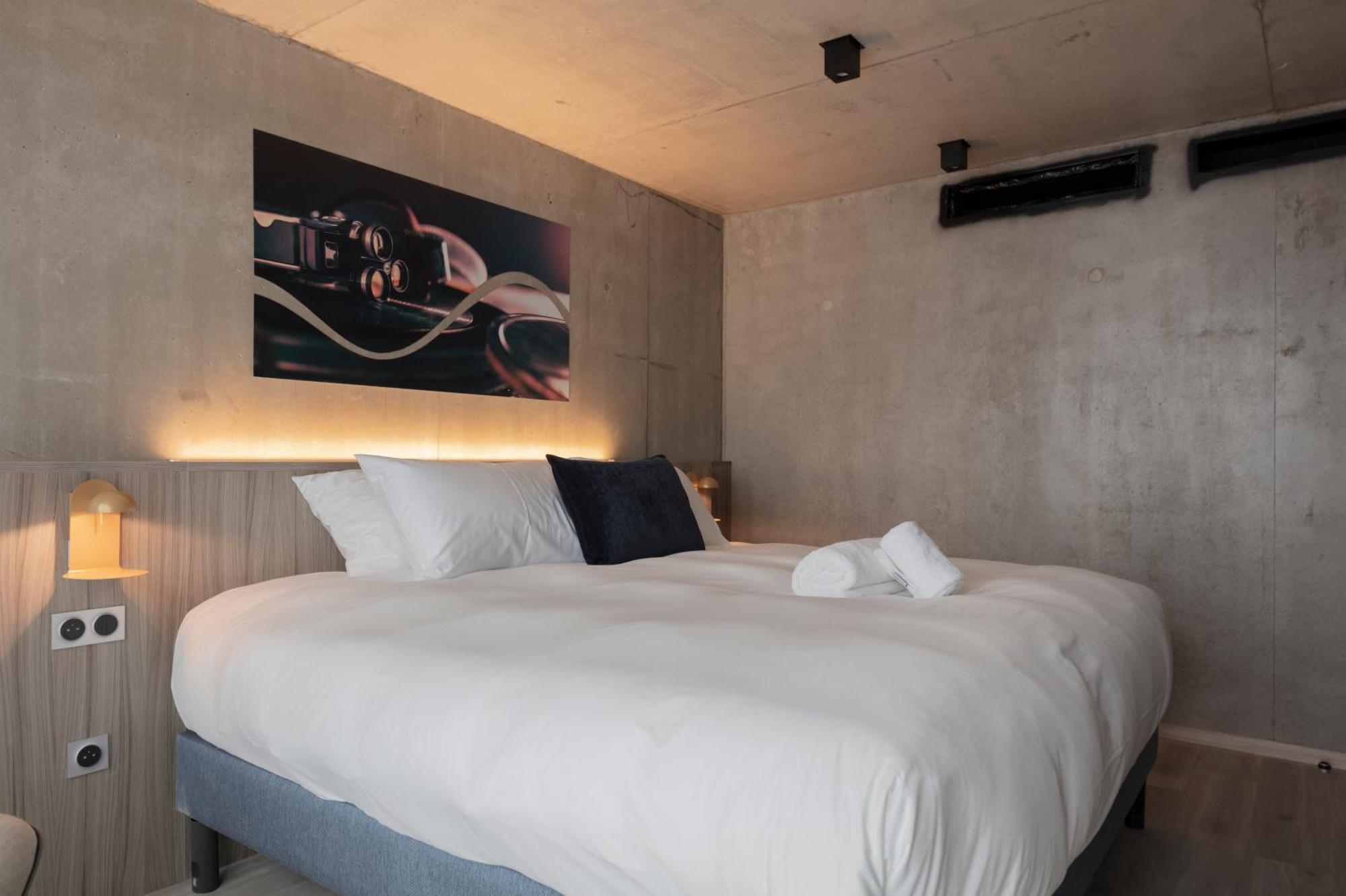 Junior Suite,1635153469:JPEG
