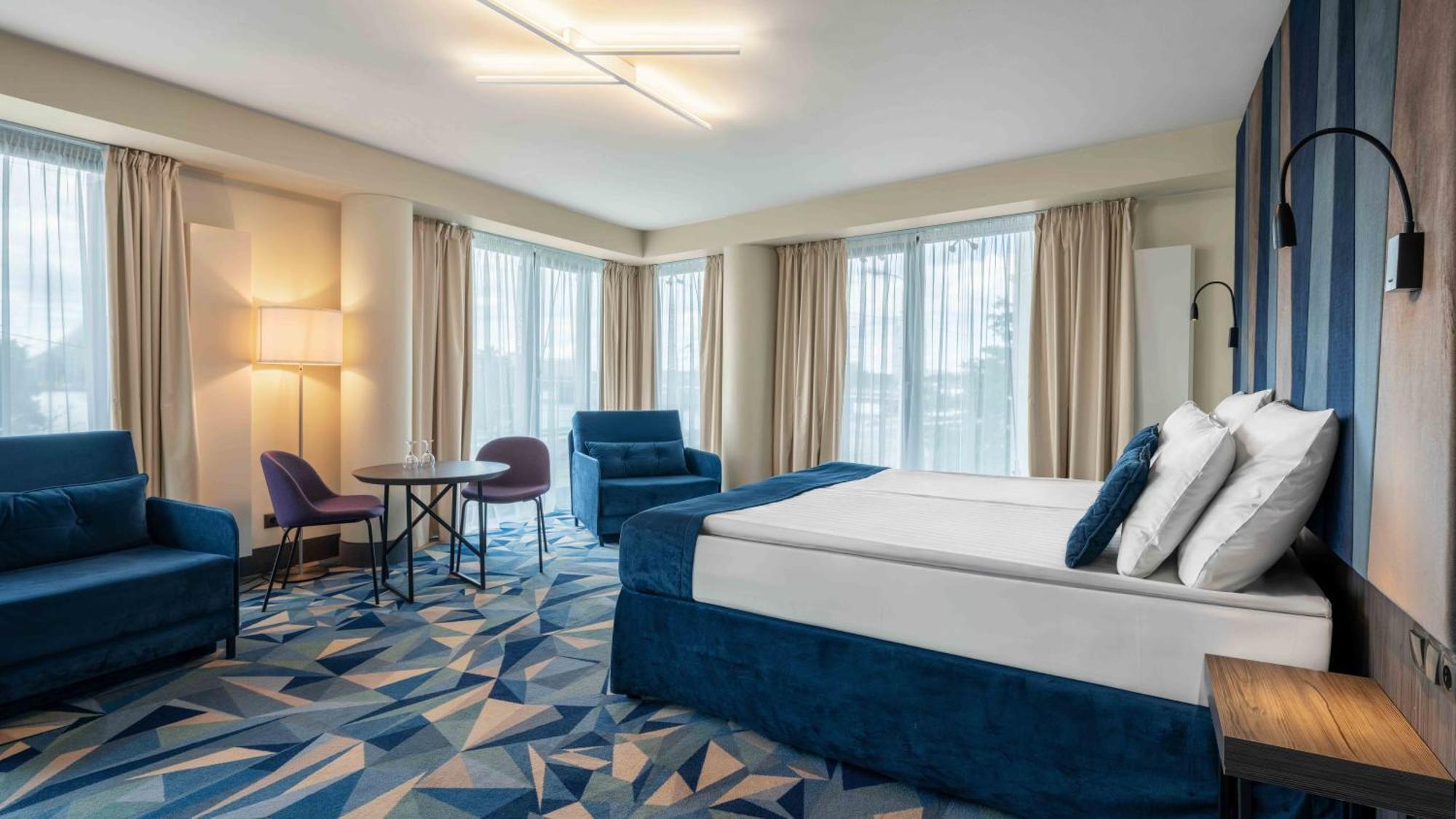 "Riverside" Deluxe Room,1636794847:JPEG