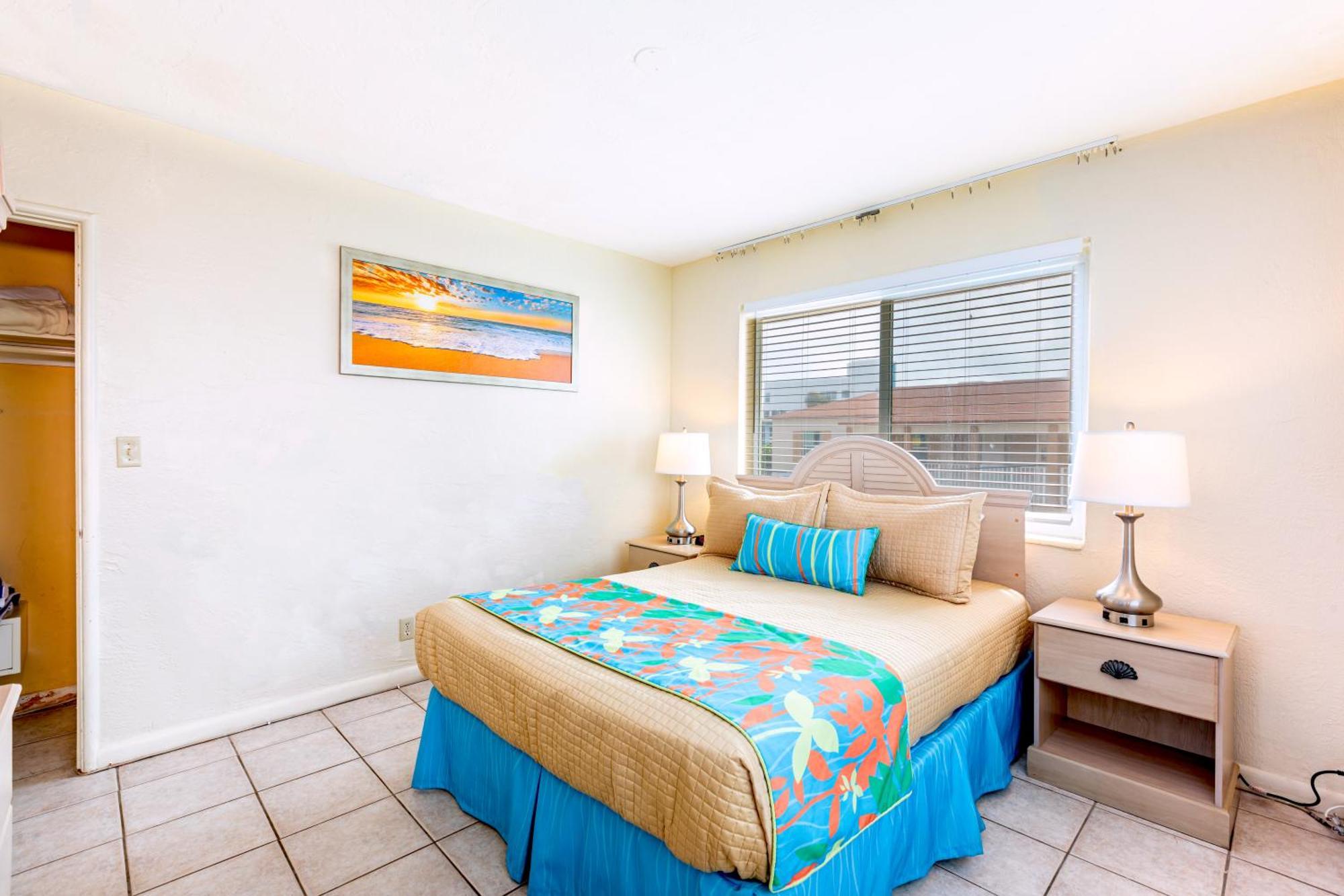 Deluxe One-Bedroom Apartment Ocean View