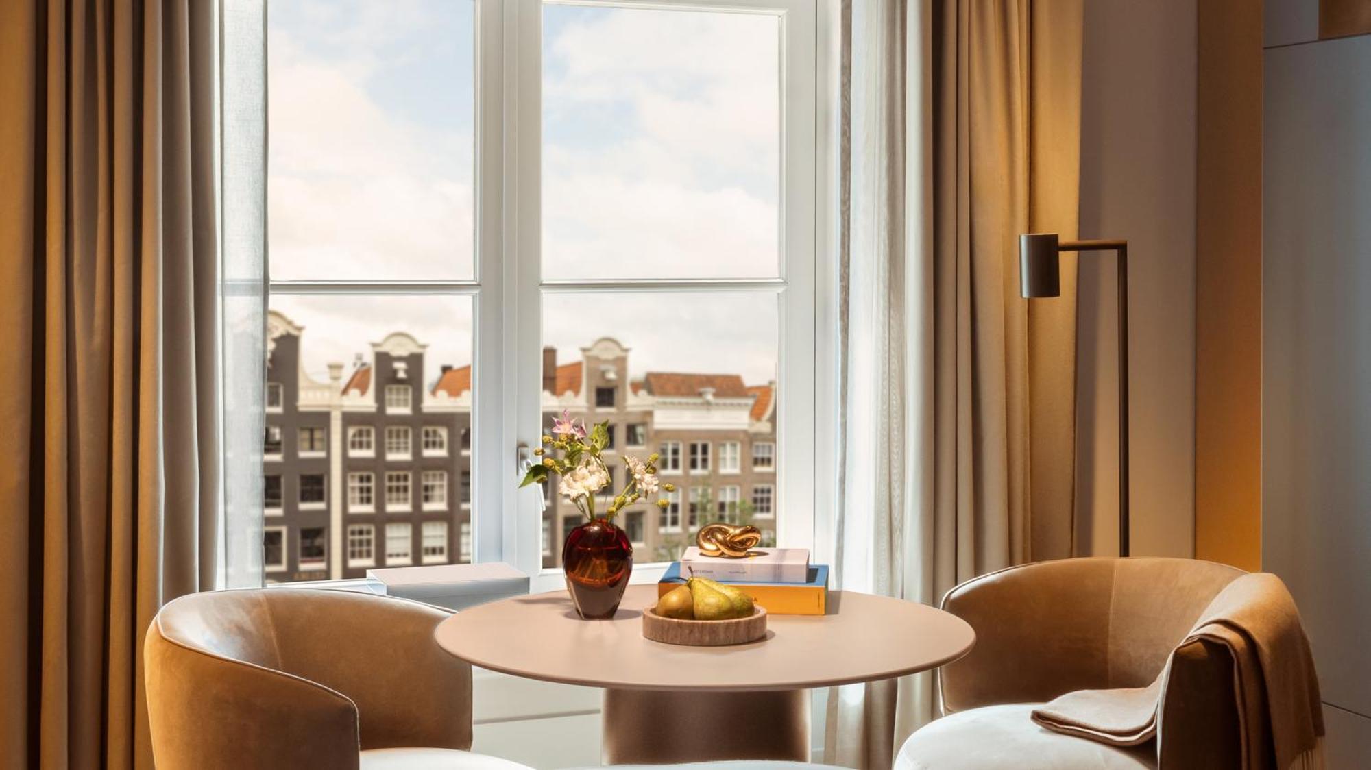 Grand Premier Canal View room