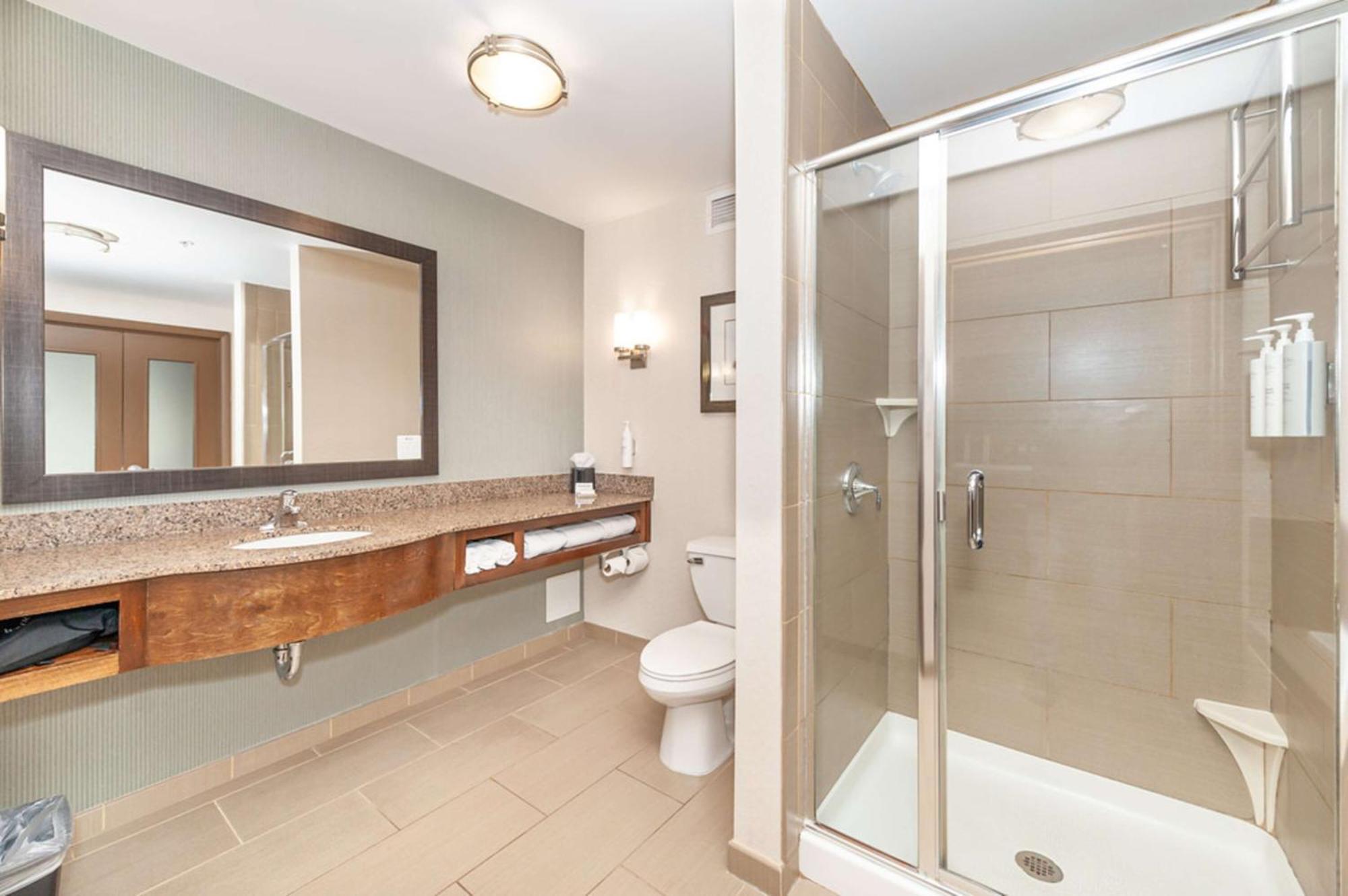King Room with Whirlpool