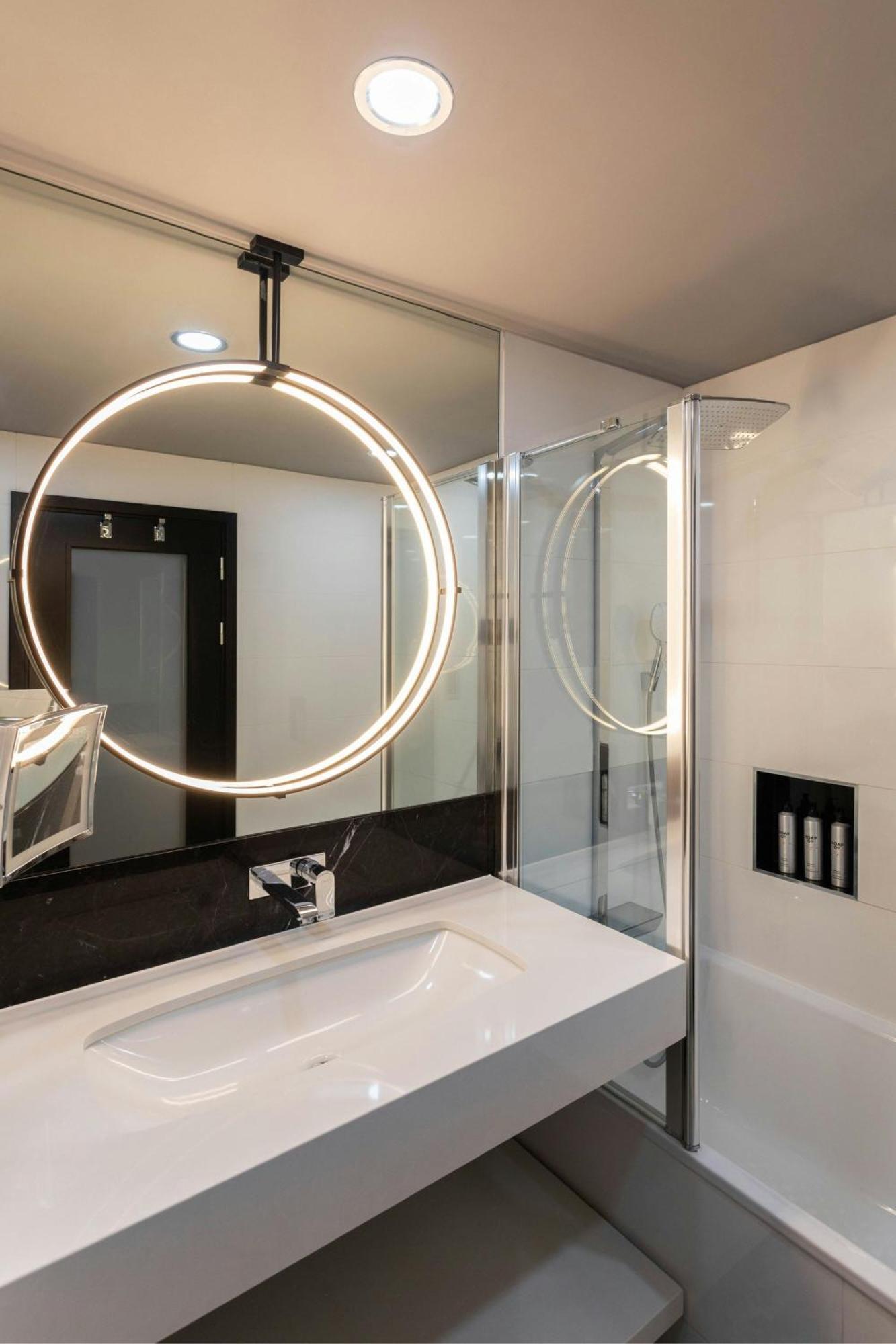 Junior Suite Dreams, Junior Suite, 1 King, Sofa bed