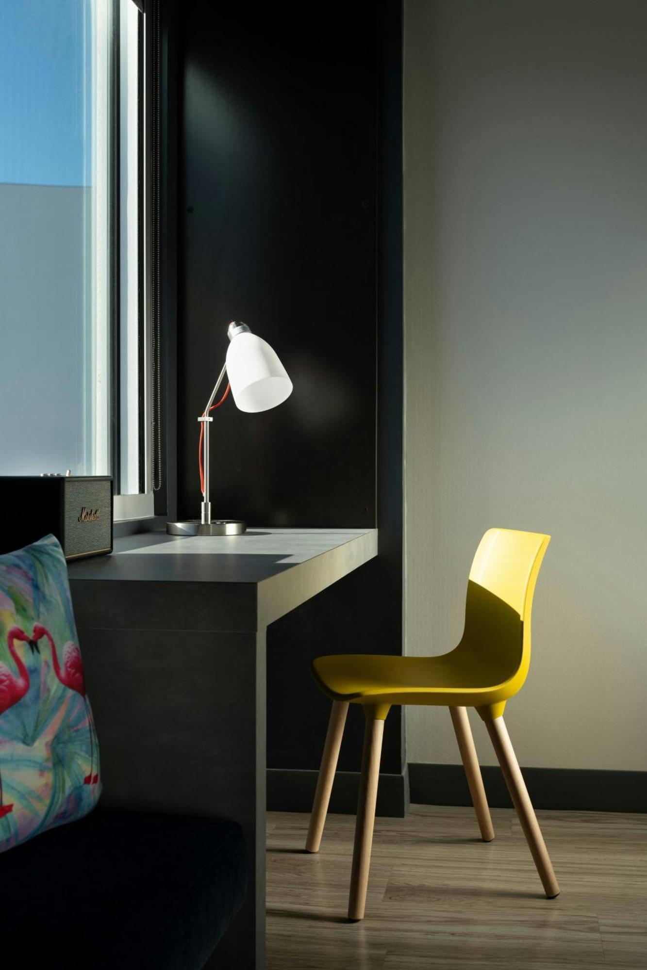 Aloft King Room