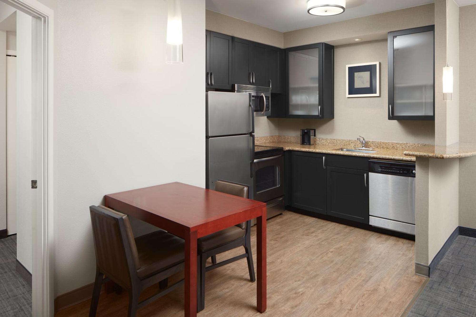 King Studio with Sofa Bed and Transfer Shower - Mobility and Hearing Accessible