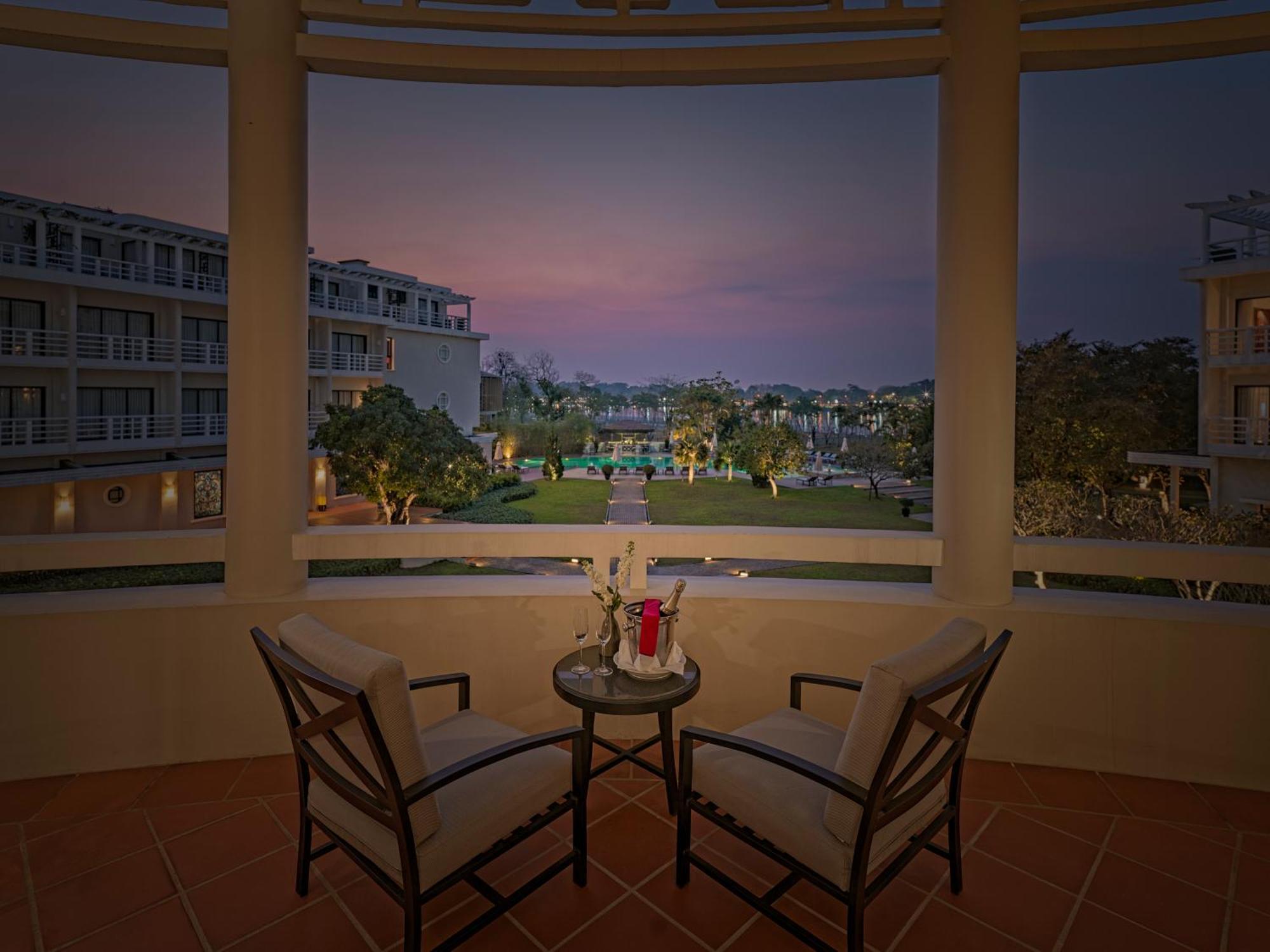 Colonial Suite