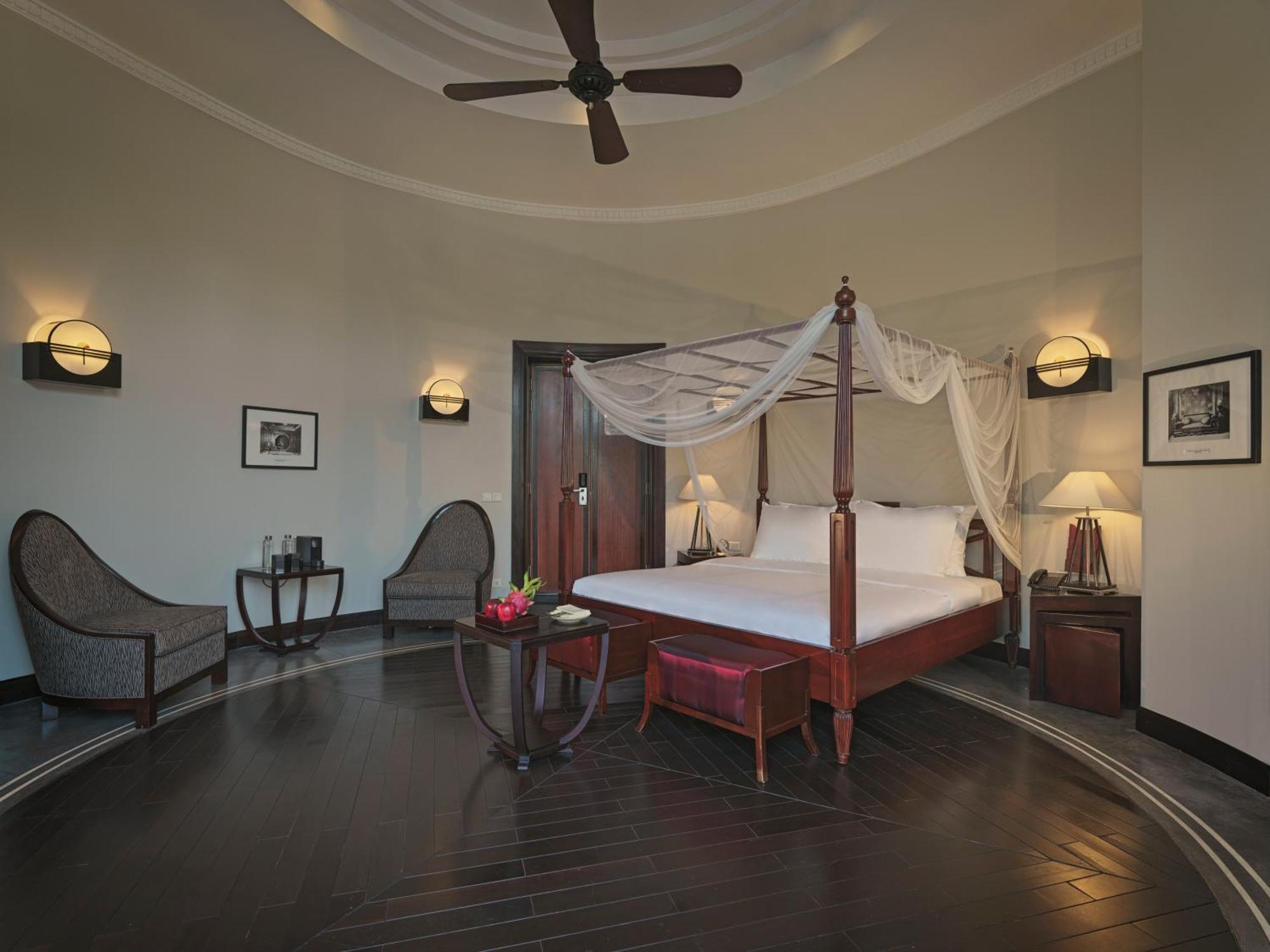 Colonial Junior Suite