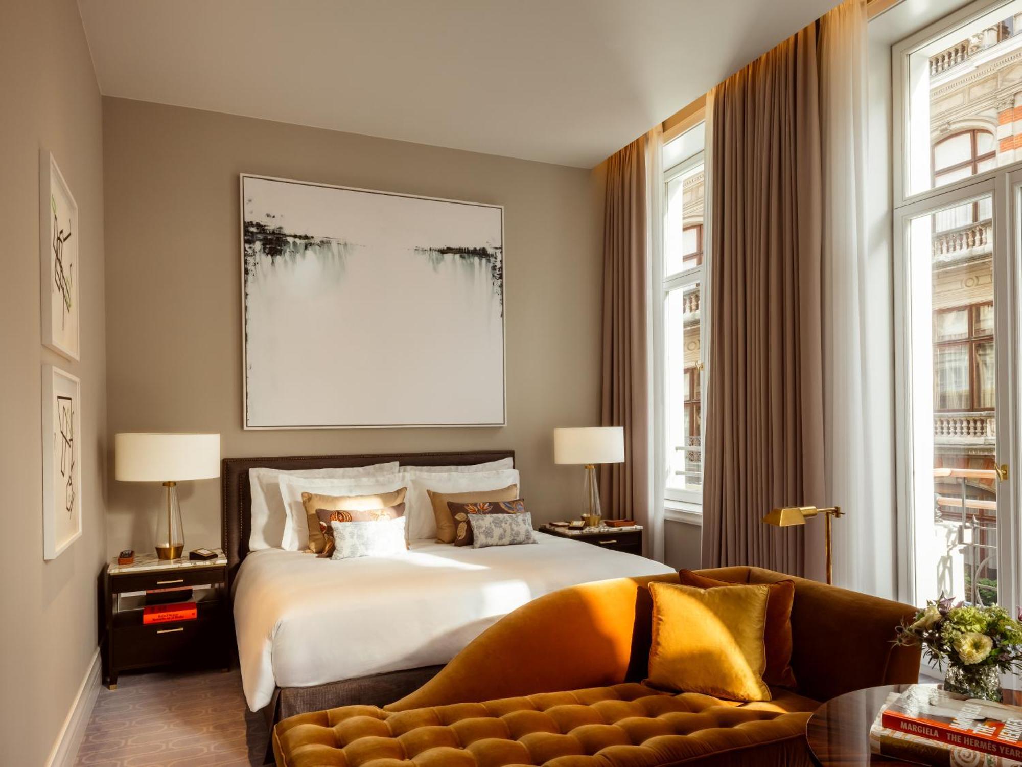 Grand Deluxe Room,1647572077:JPEG