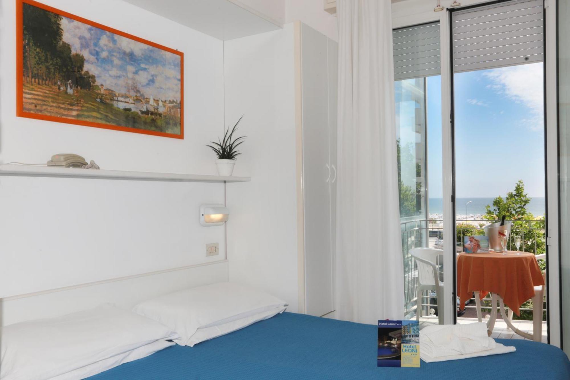 Camera Matrimoniale/Doppia con Letti Singoli con Bagno Privato