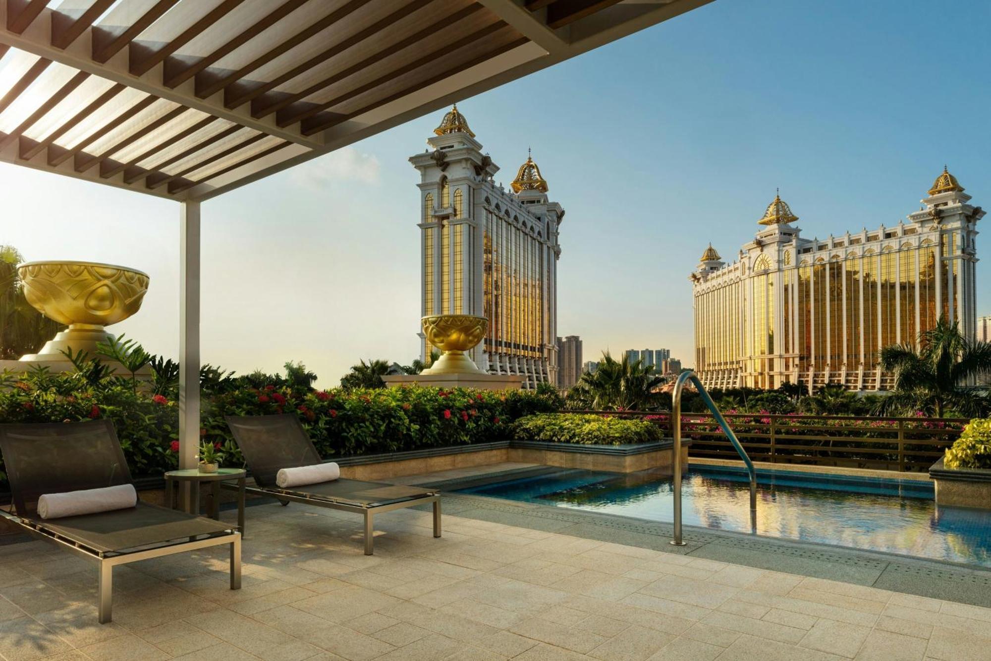 Executive Presidential Suite with Resort View