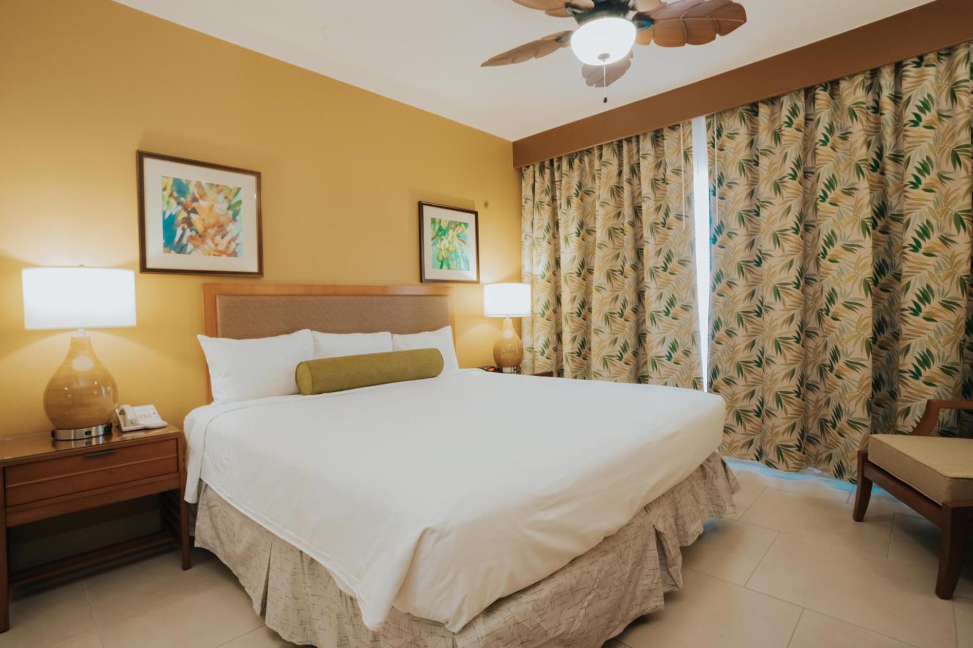 One-Bedroom Premium 1 King Bed,1652763100:JPEG