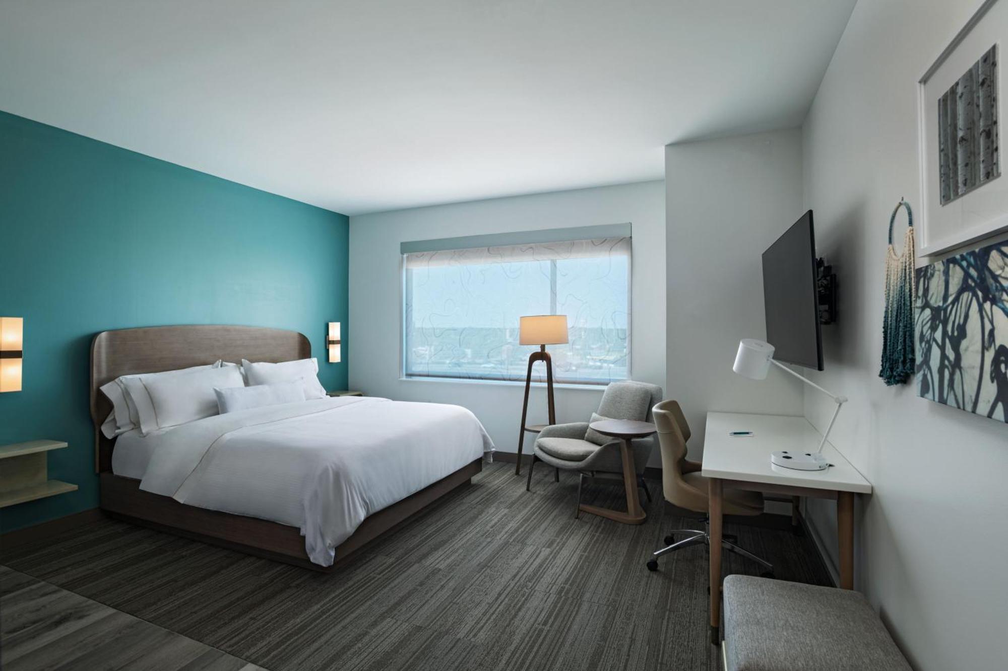 Standard King Room