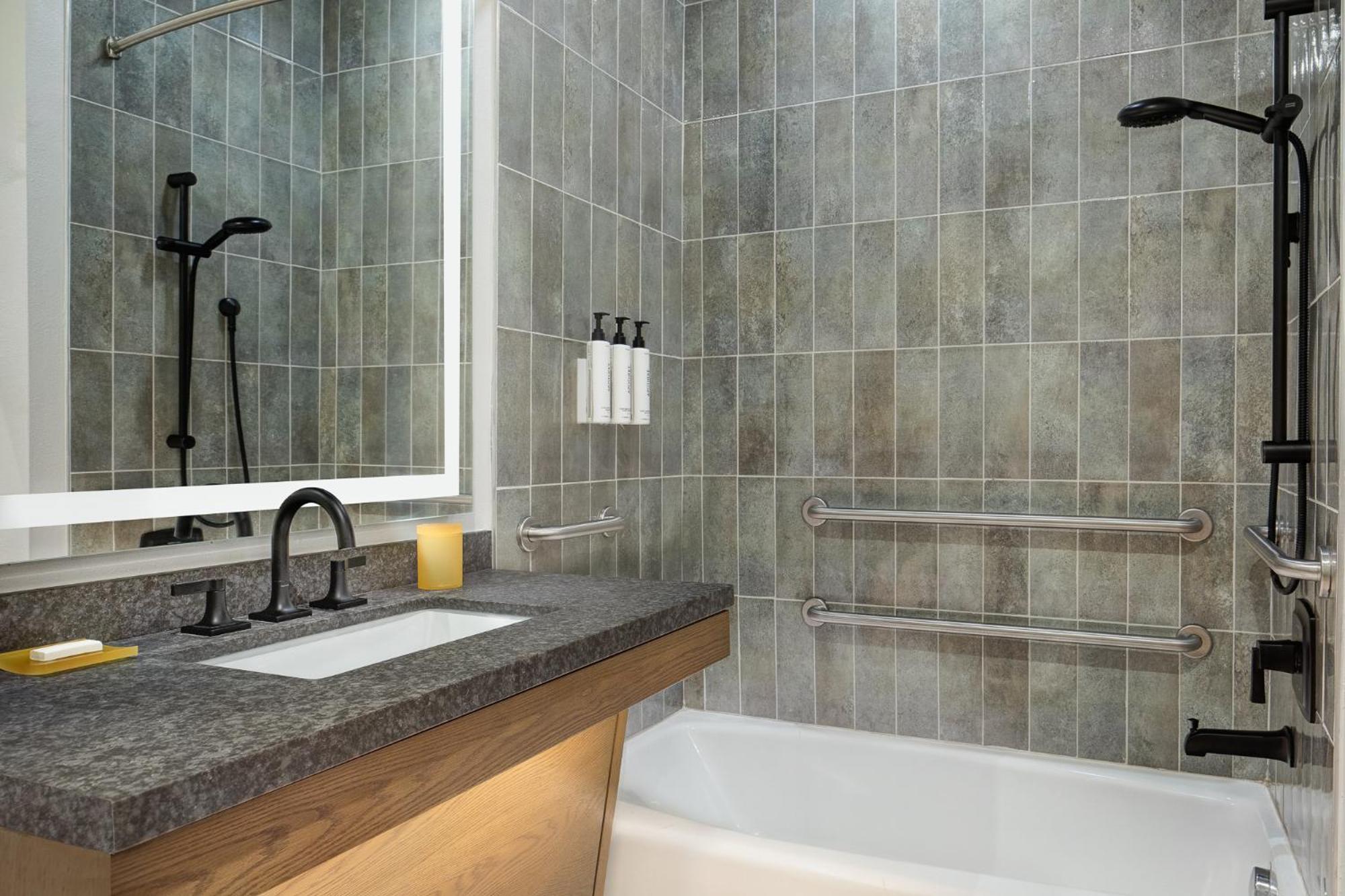 Standard King Room - Mobility/Hearing Accessible with Transfer Shower