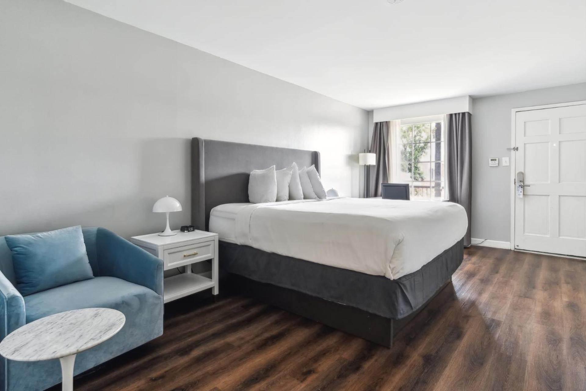 King Room - Disability Access/Non-Smoking