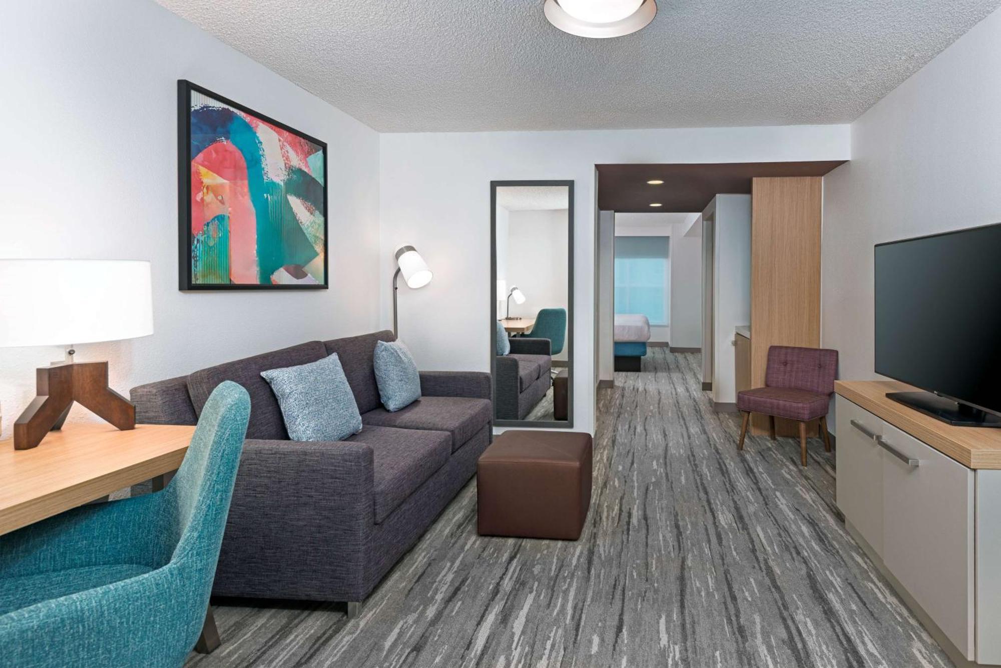 One-Bedroom King Suite