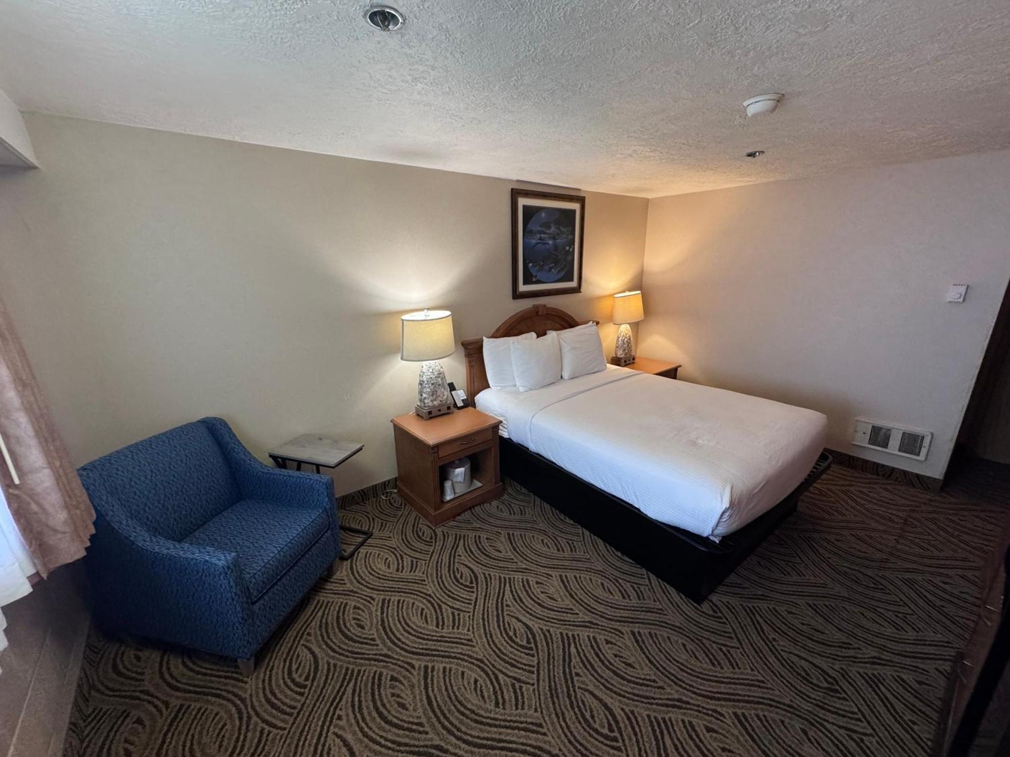 Queen Room